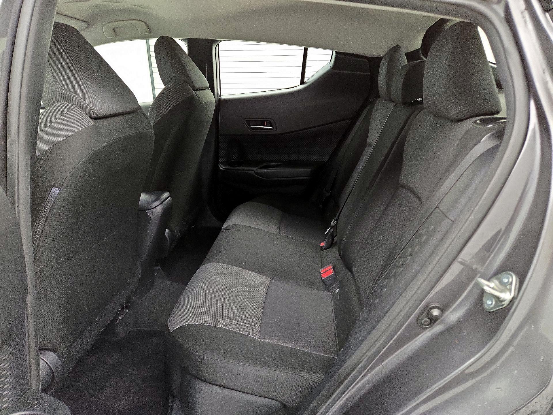 Thumbnail: 2021 Toyota C-HR - 19