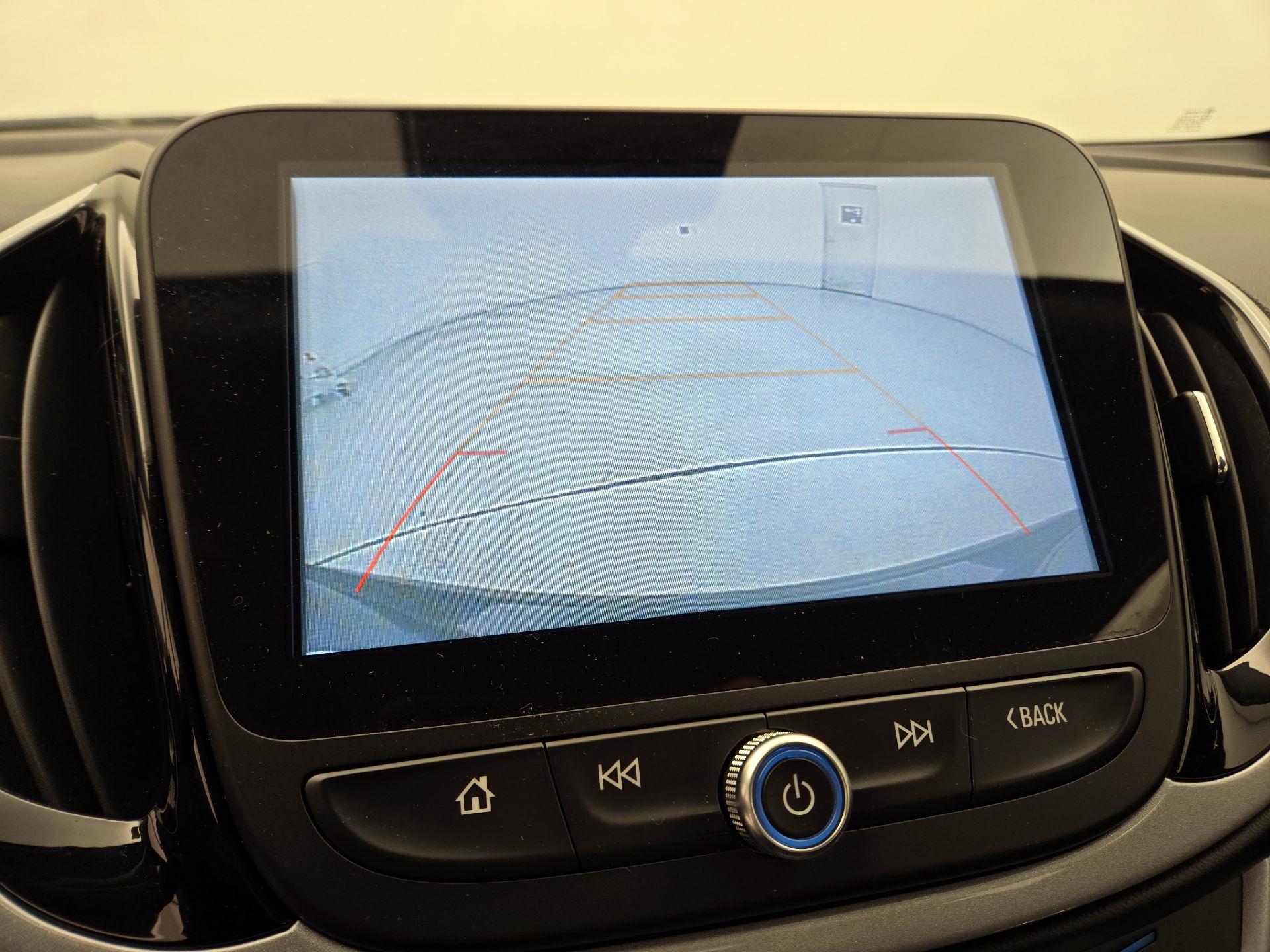 Thumbnail: 2018 Chevrolet Volt - 14