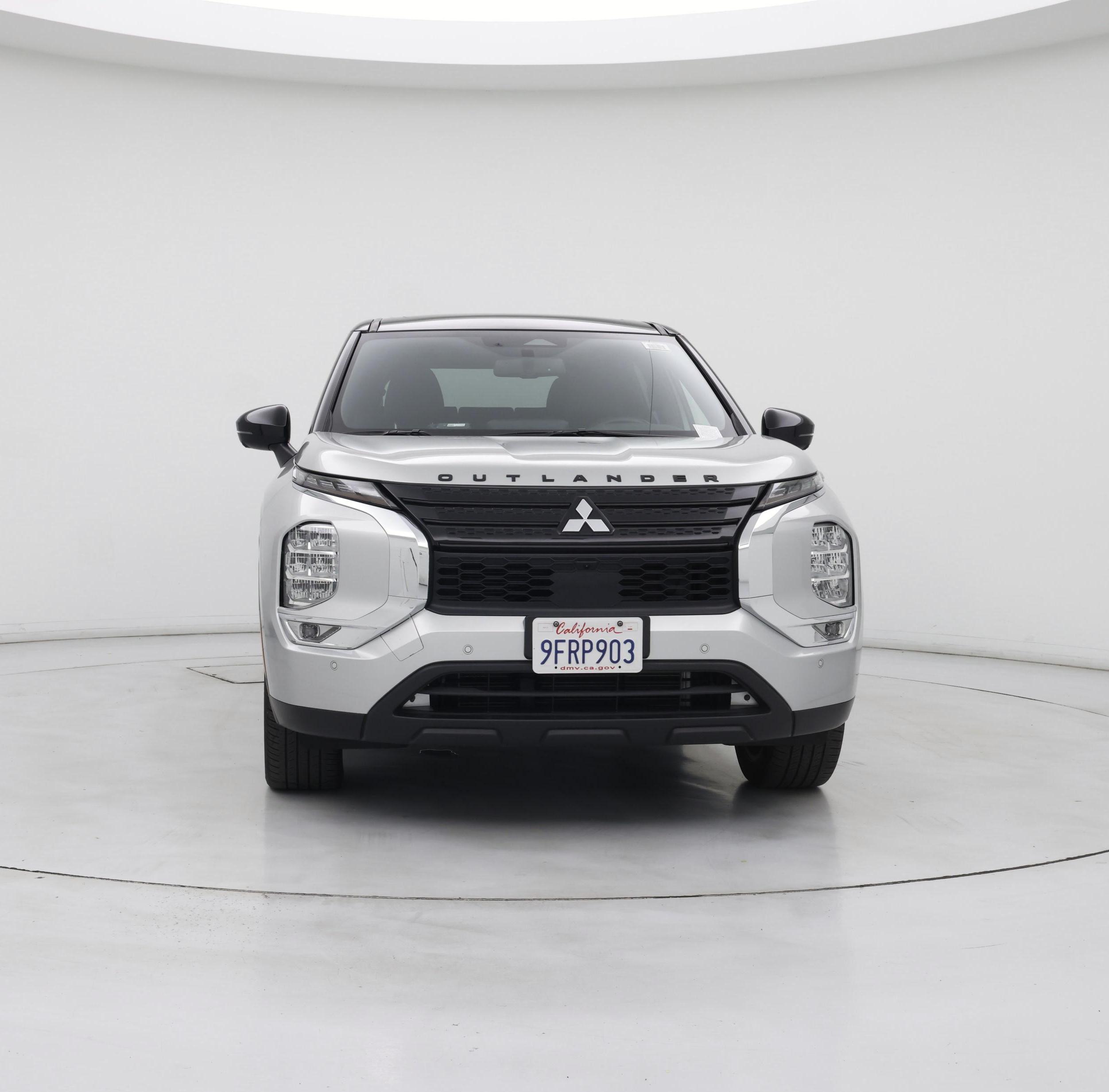 Thumbnail: 2023 Mitsubishi Outlander - 5