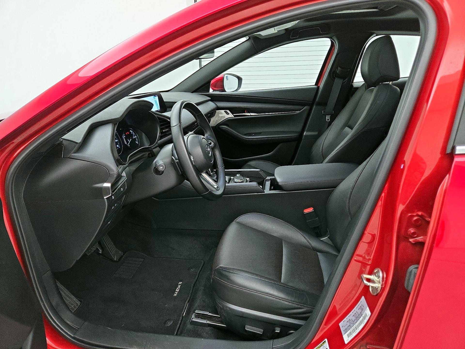 Thumbnail: 2022 Mazda Mazda3 - 11