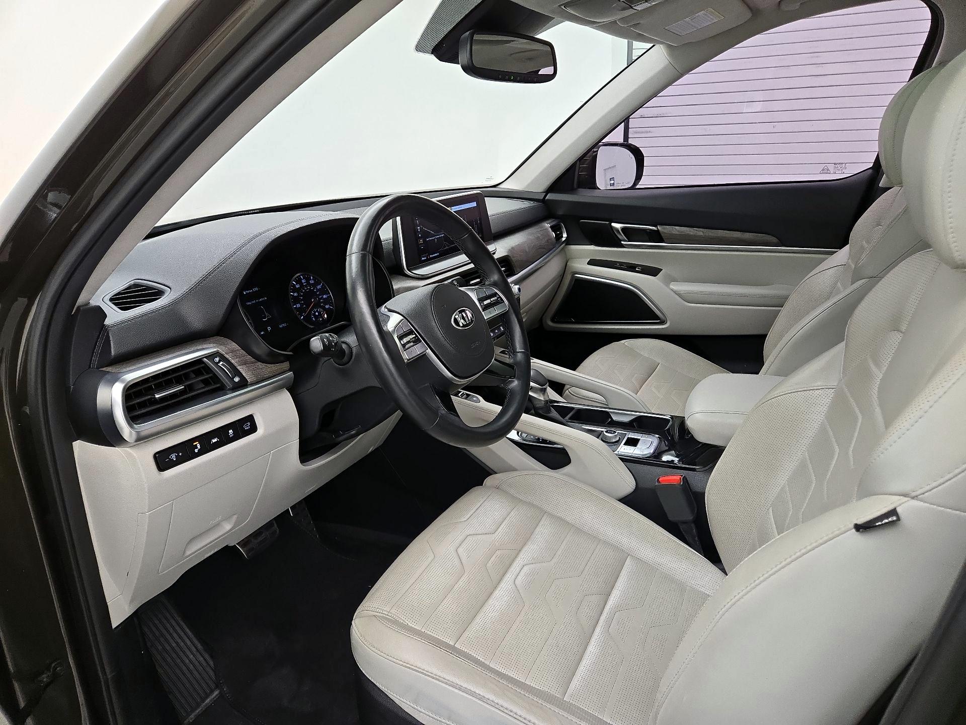 Thumbnail: 2020 Kia Telluride - 11