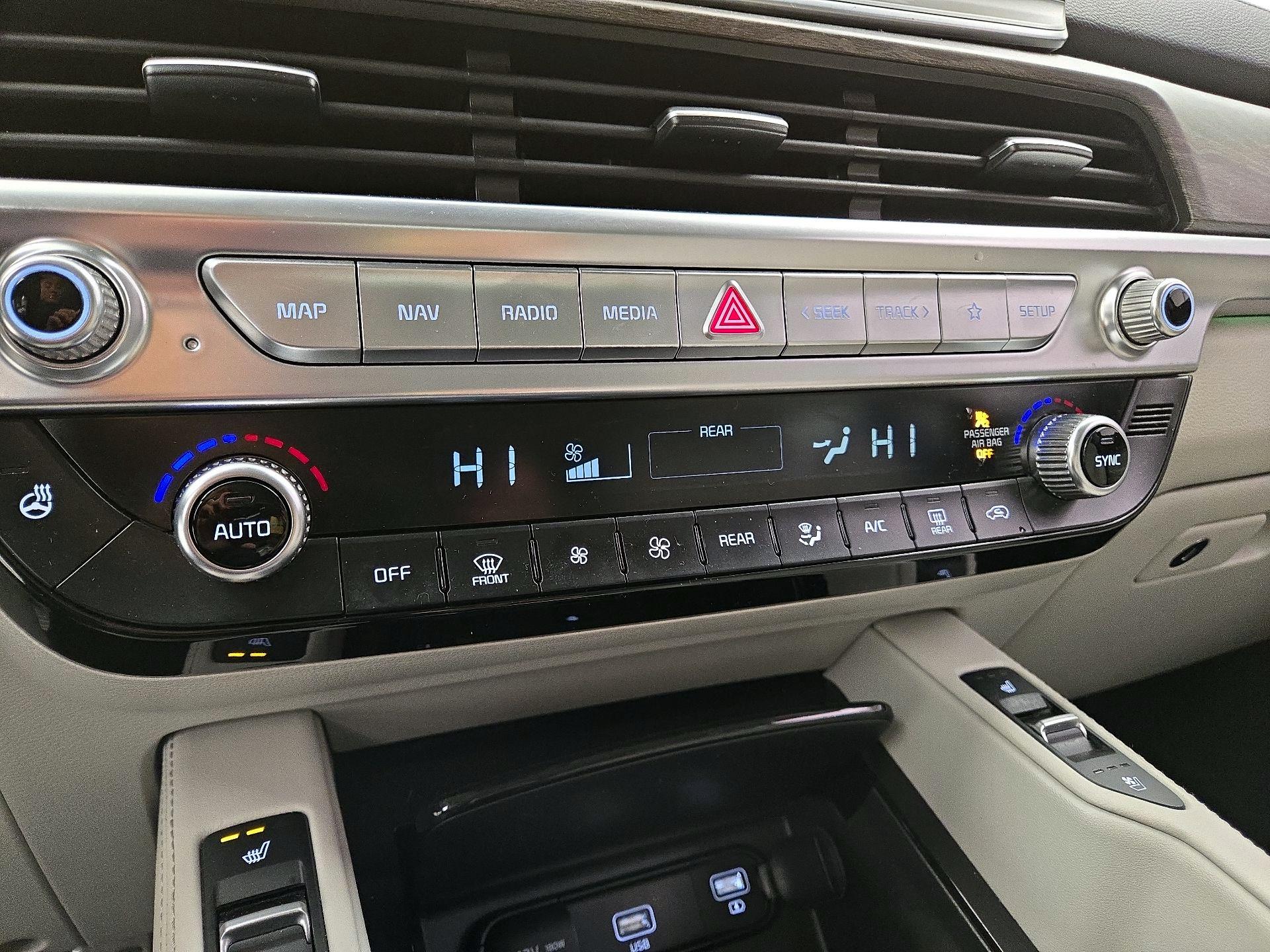 Thumbnail: 2020 Kia Telluride - 17