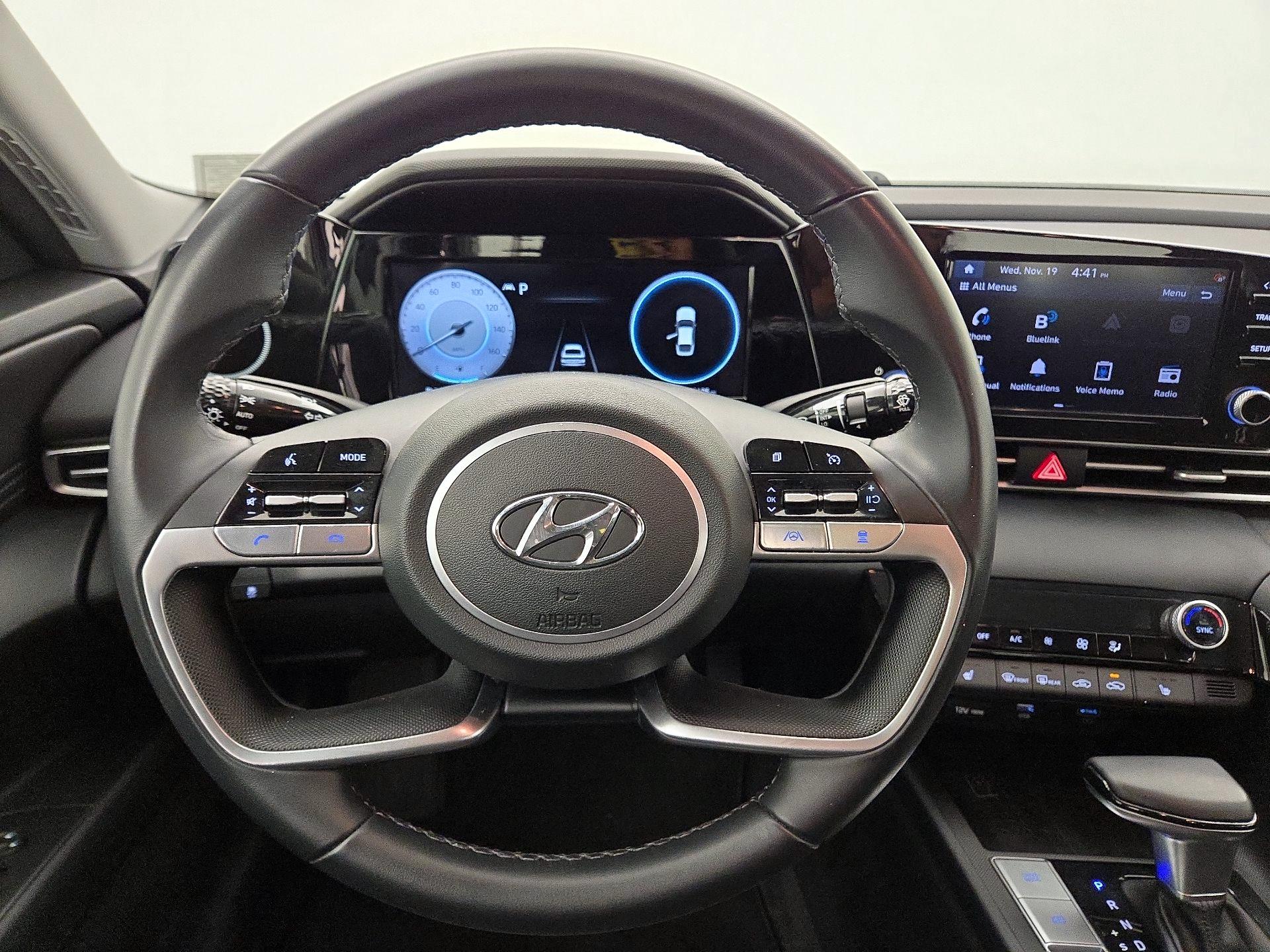 Thumbnail: 2022 Hyundai Elantra - 10