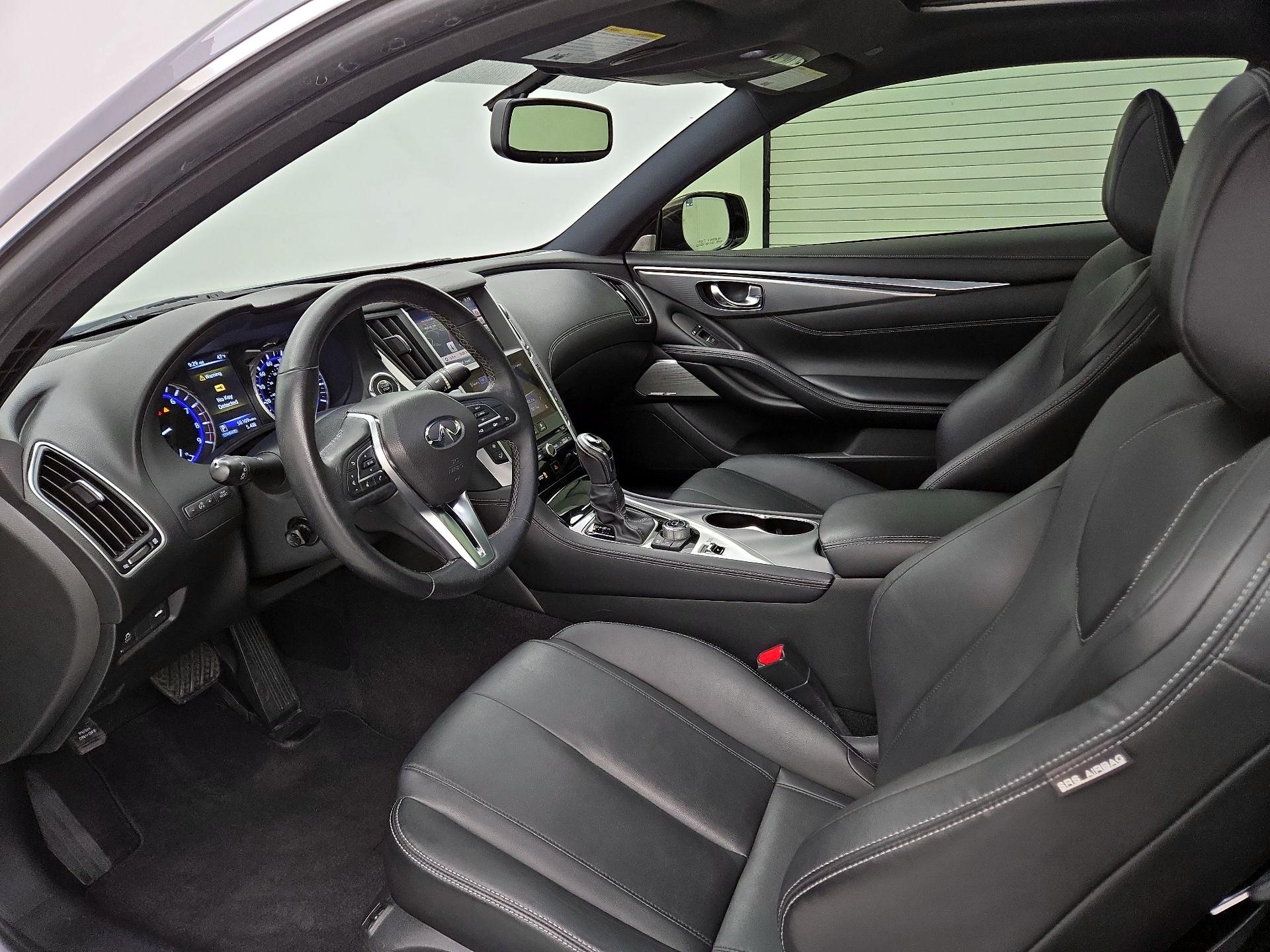 Thumbnail: 2017 INFINITI Q60 - 11