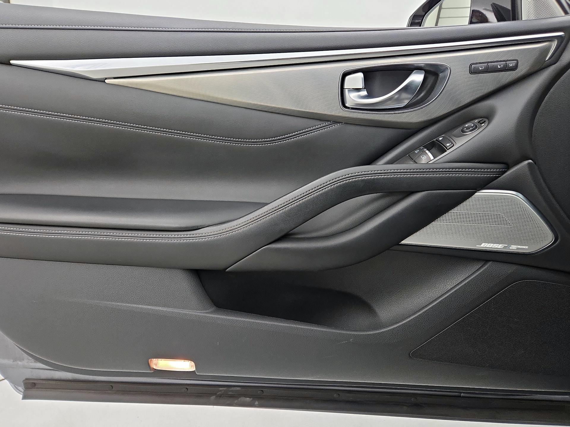 Thumbnail: 2017 INFINITI Q60 - 12