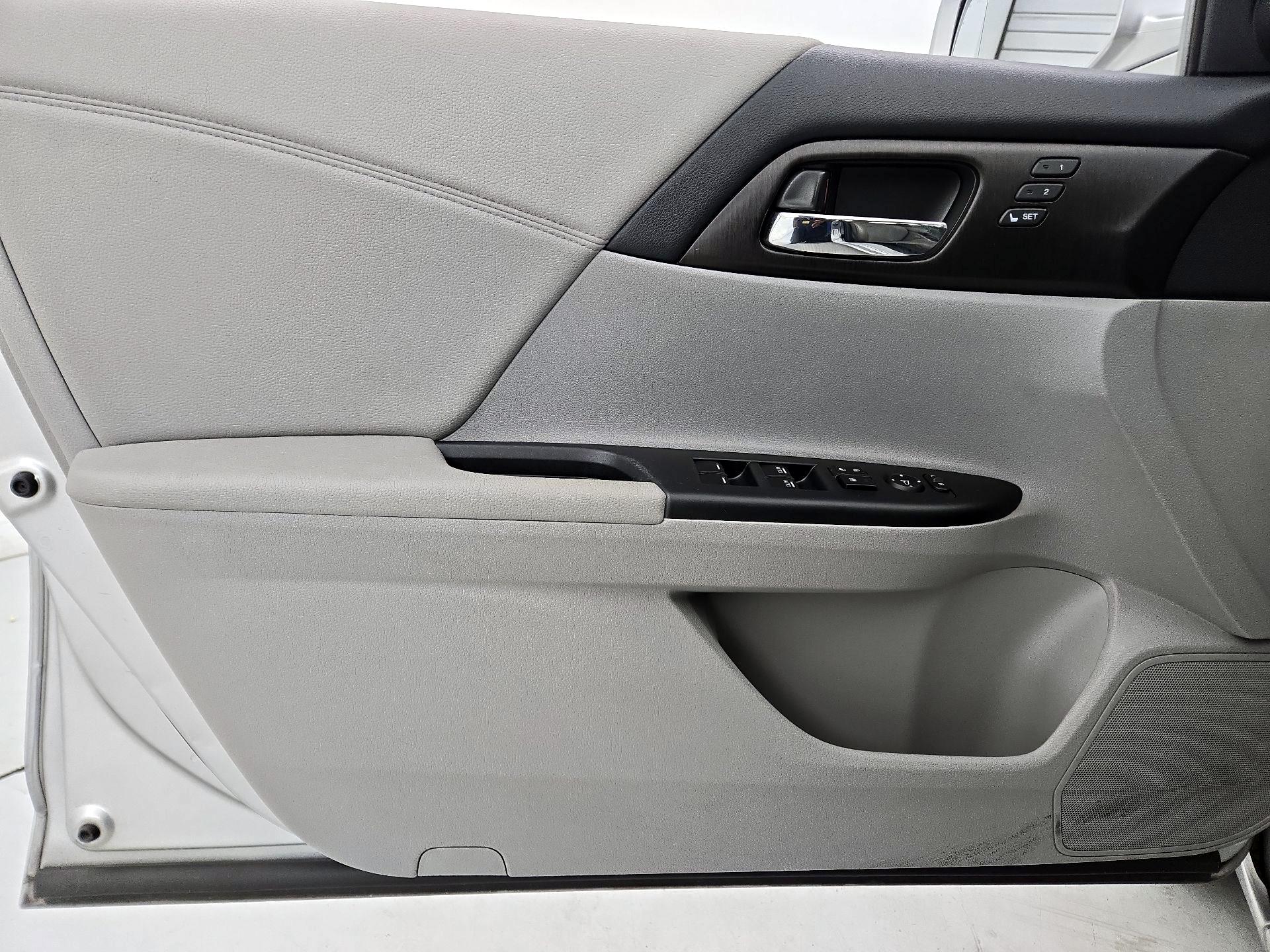 Thumbnail: 2014 Honda Accord - 12