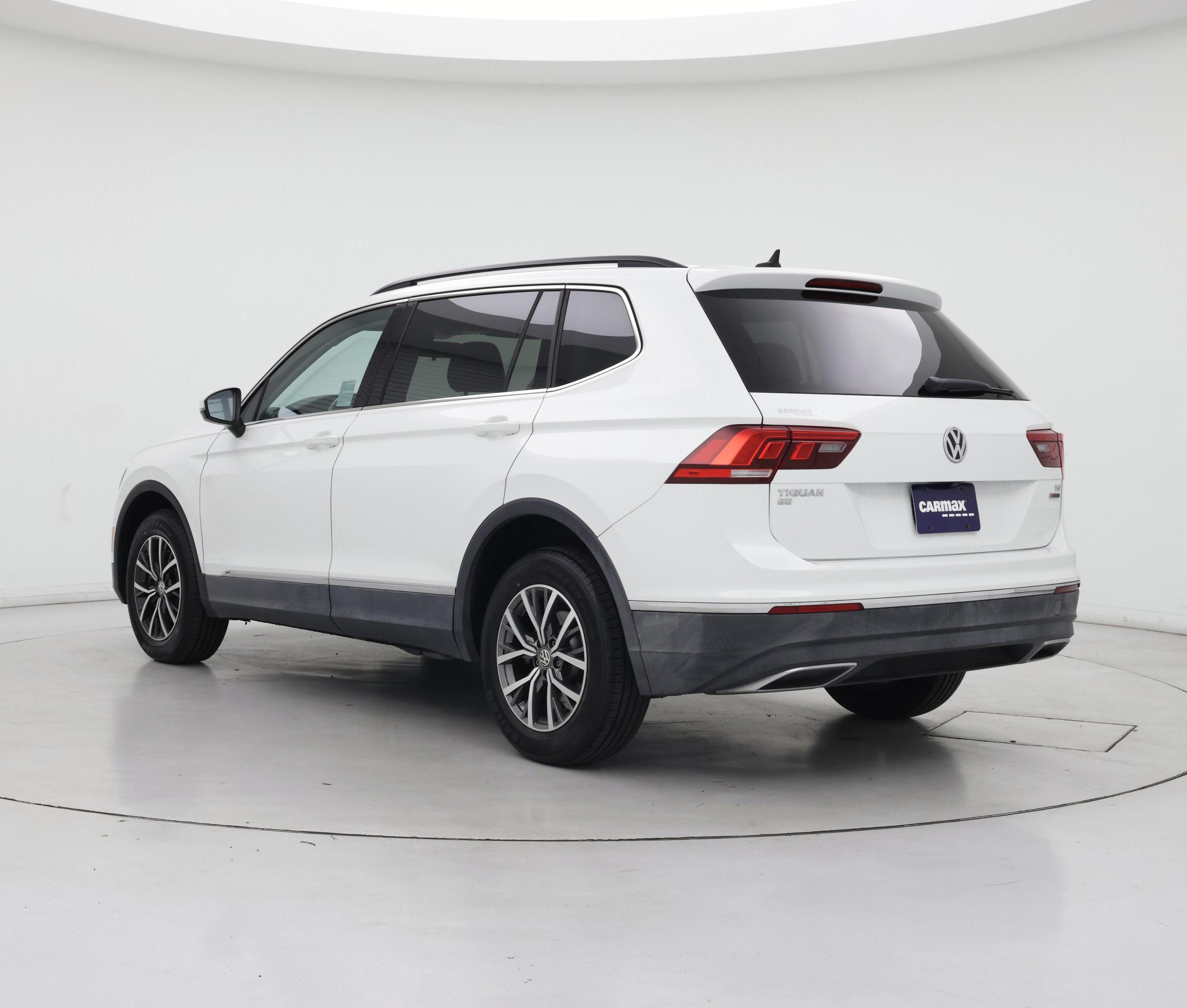 Thumbnail: 2018 Volkswagen Tiguan - 2