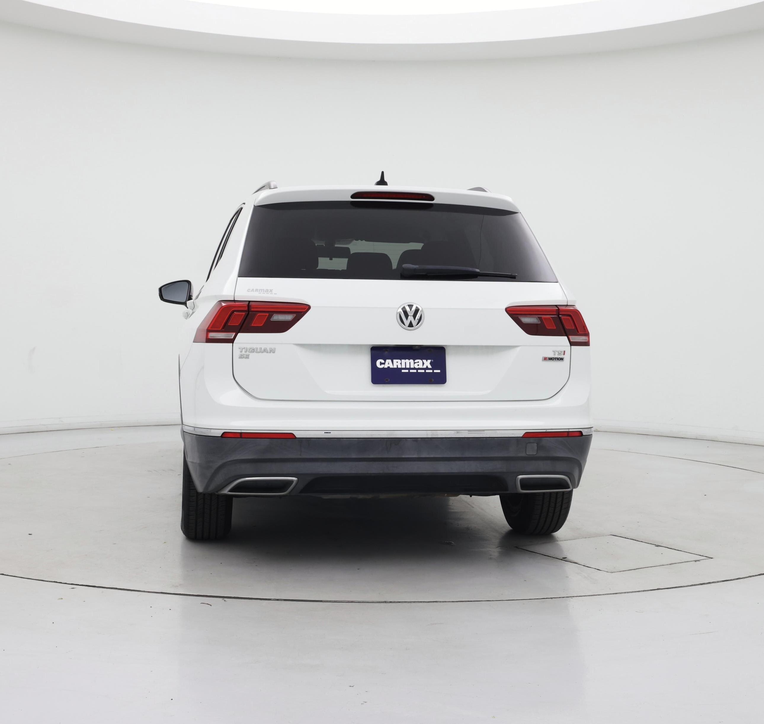 Thumbnail: 2018 Volkswagen Tiguan - 6