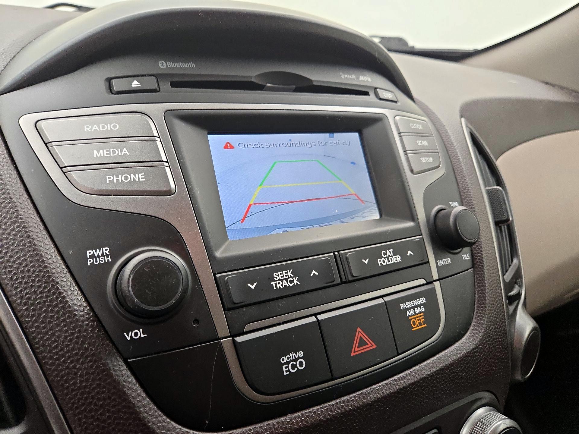 Thumbnail: 2015 Hyundai Tucson - 14