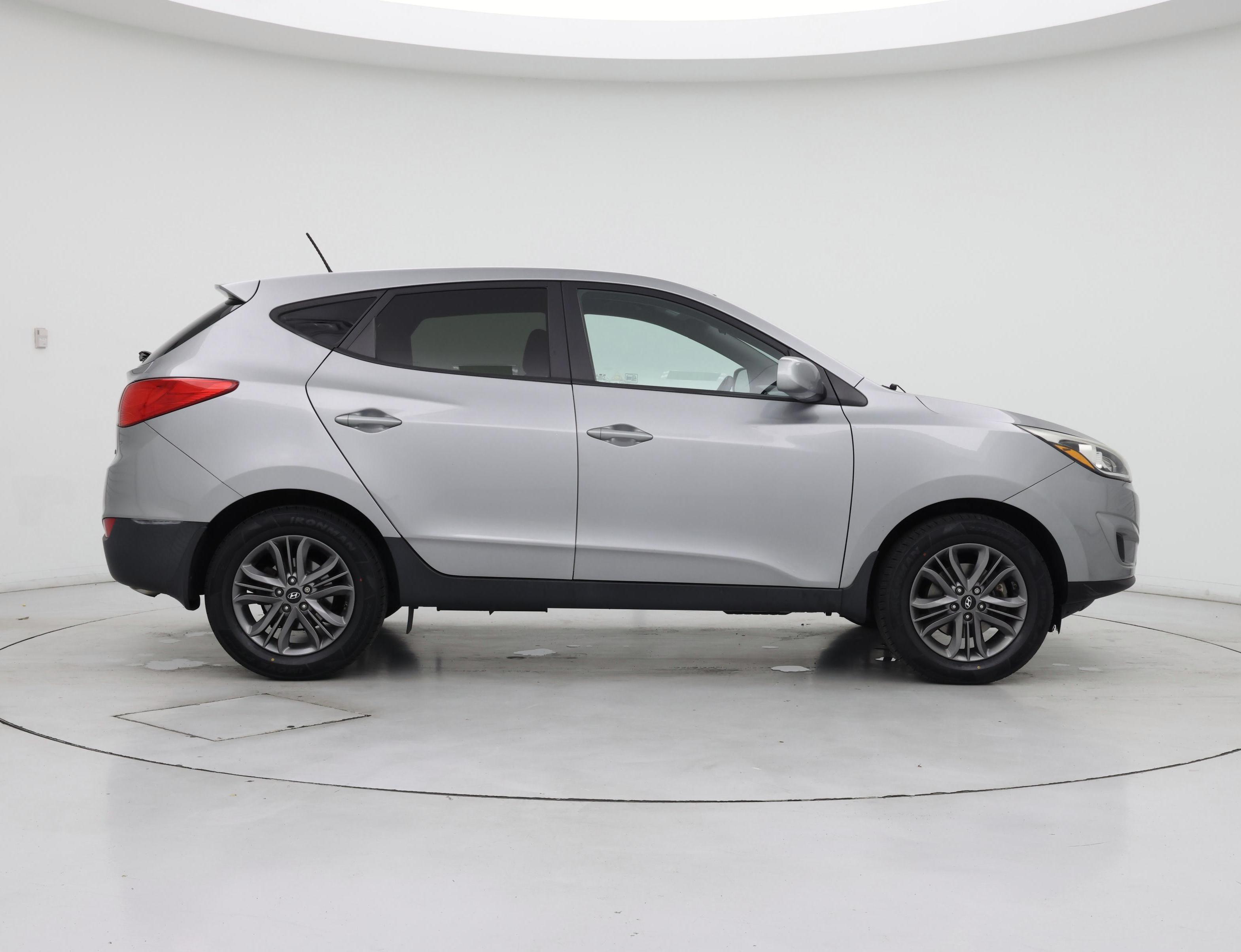 Thumbnail: 2015 Hyundai Tucson - 7