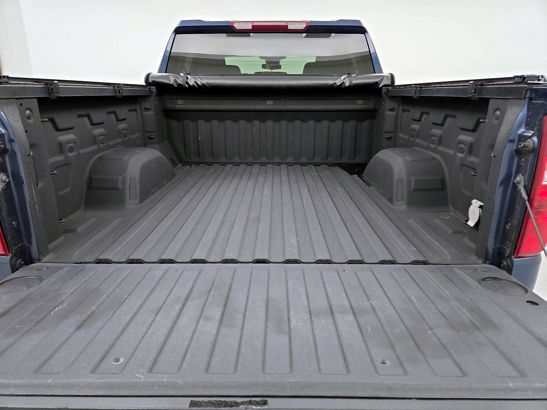 Thumbnail: 2023 Chevrolet Silverado 1500 - 20