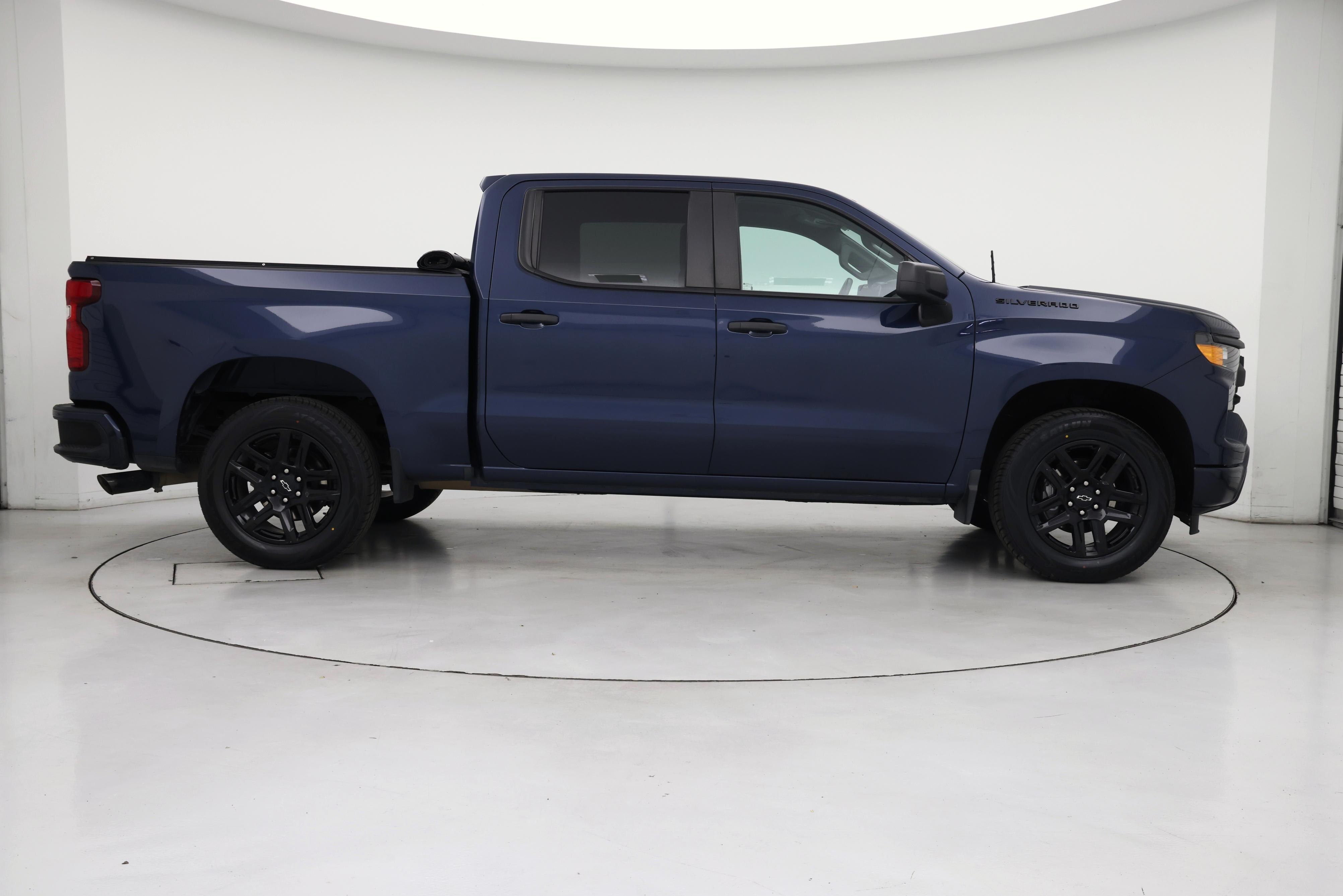 Thumbnail: 2023 Chevrolet Silverado 1500 - 7