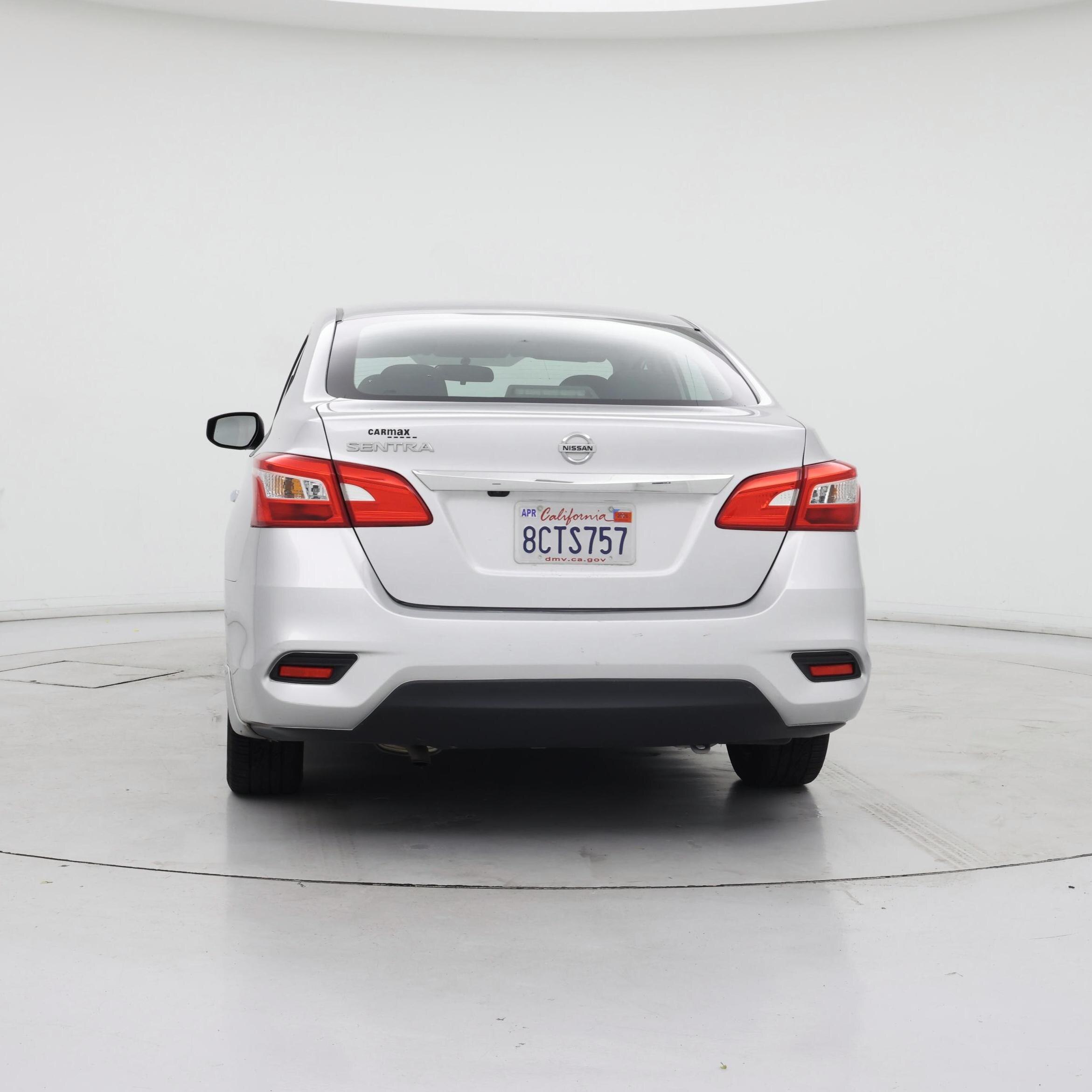 Thumbnail: 2018 Nissan Sentra - 6