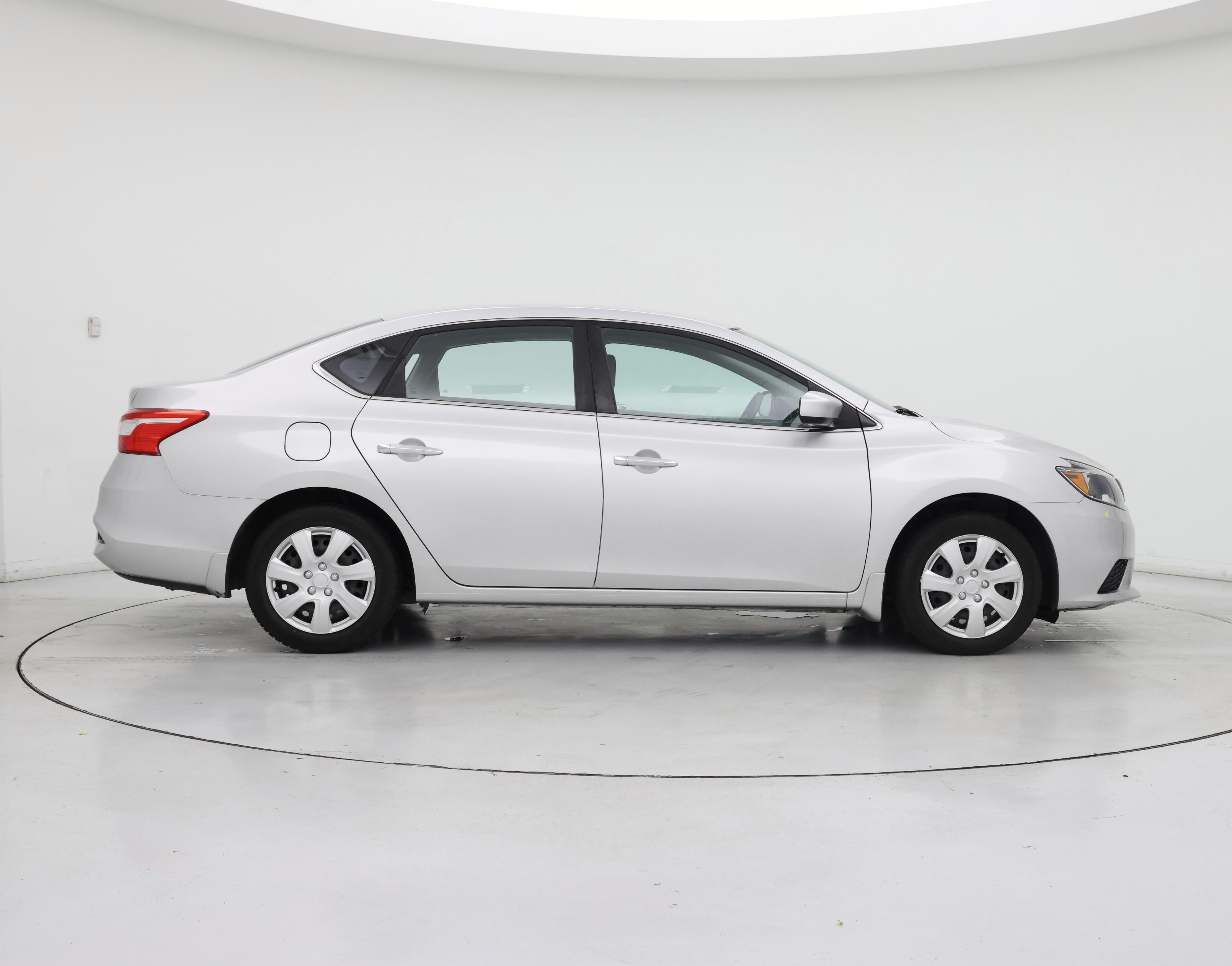 Thumbnail: 2018 Nissan Sentra - 7