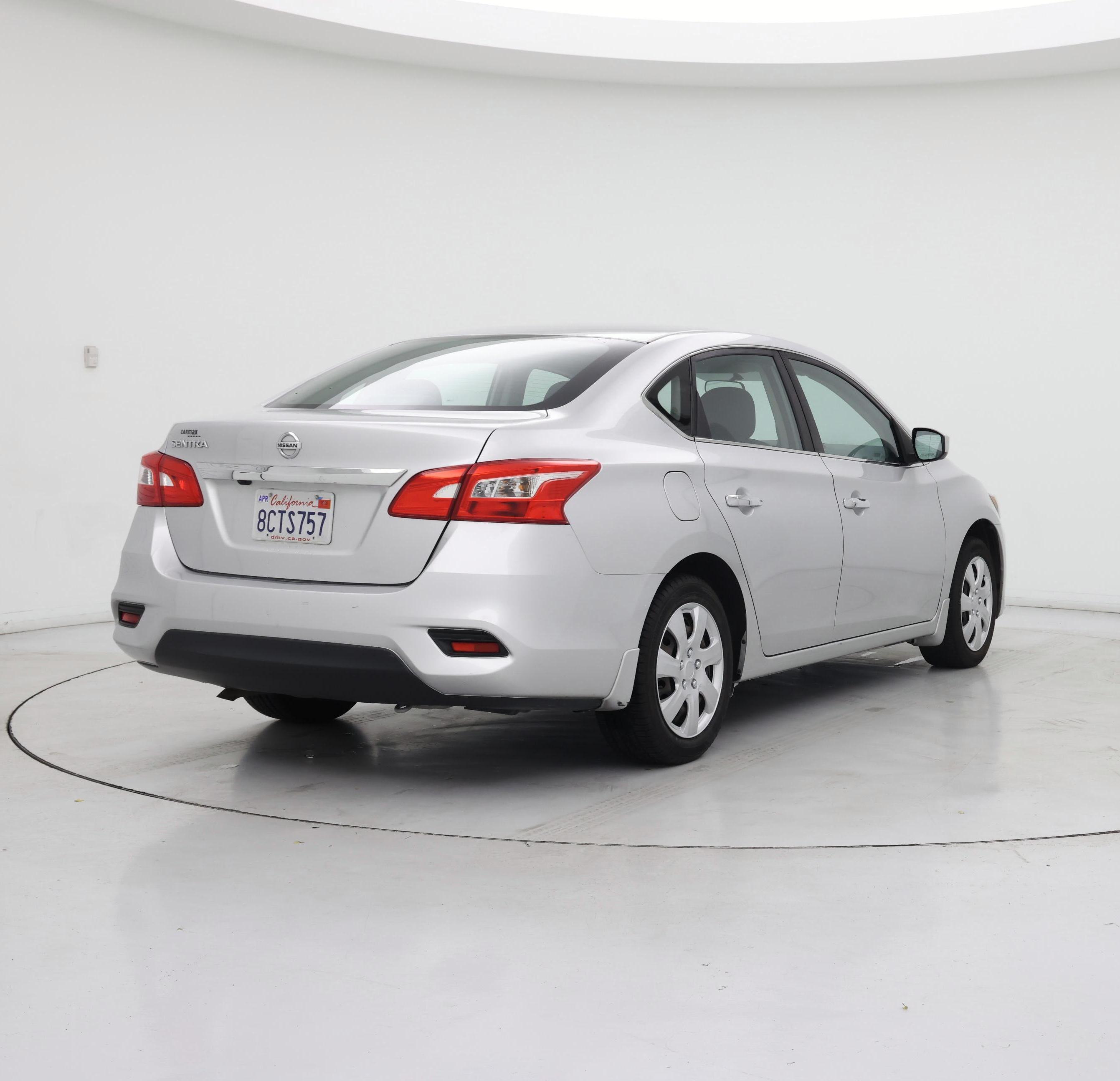 Thumbnail: 2018 Nissan Sentra - 8