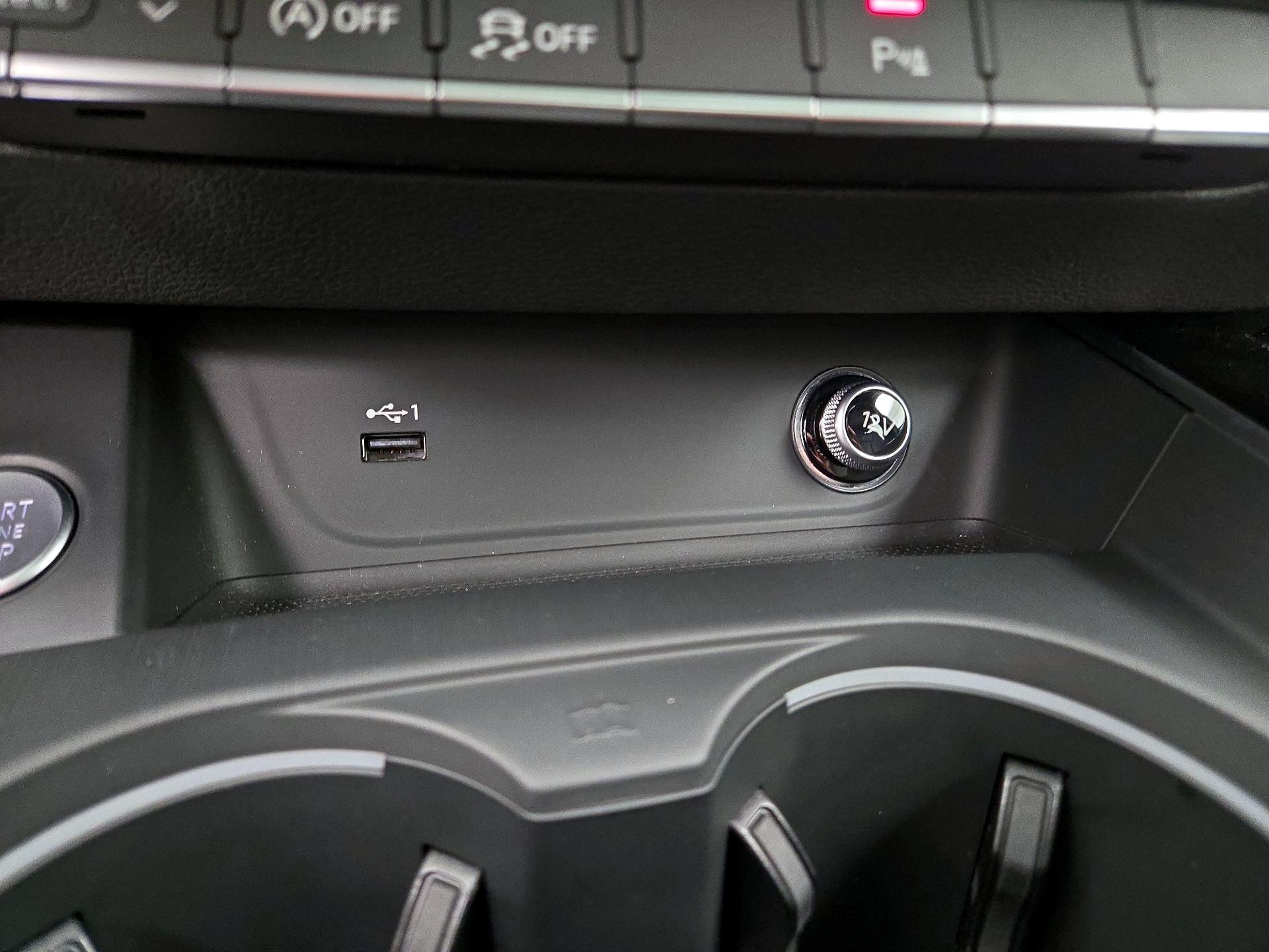 Thumbnail: 2018 Audi A4 - 19