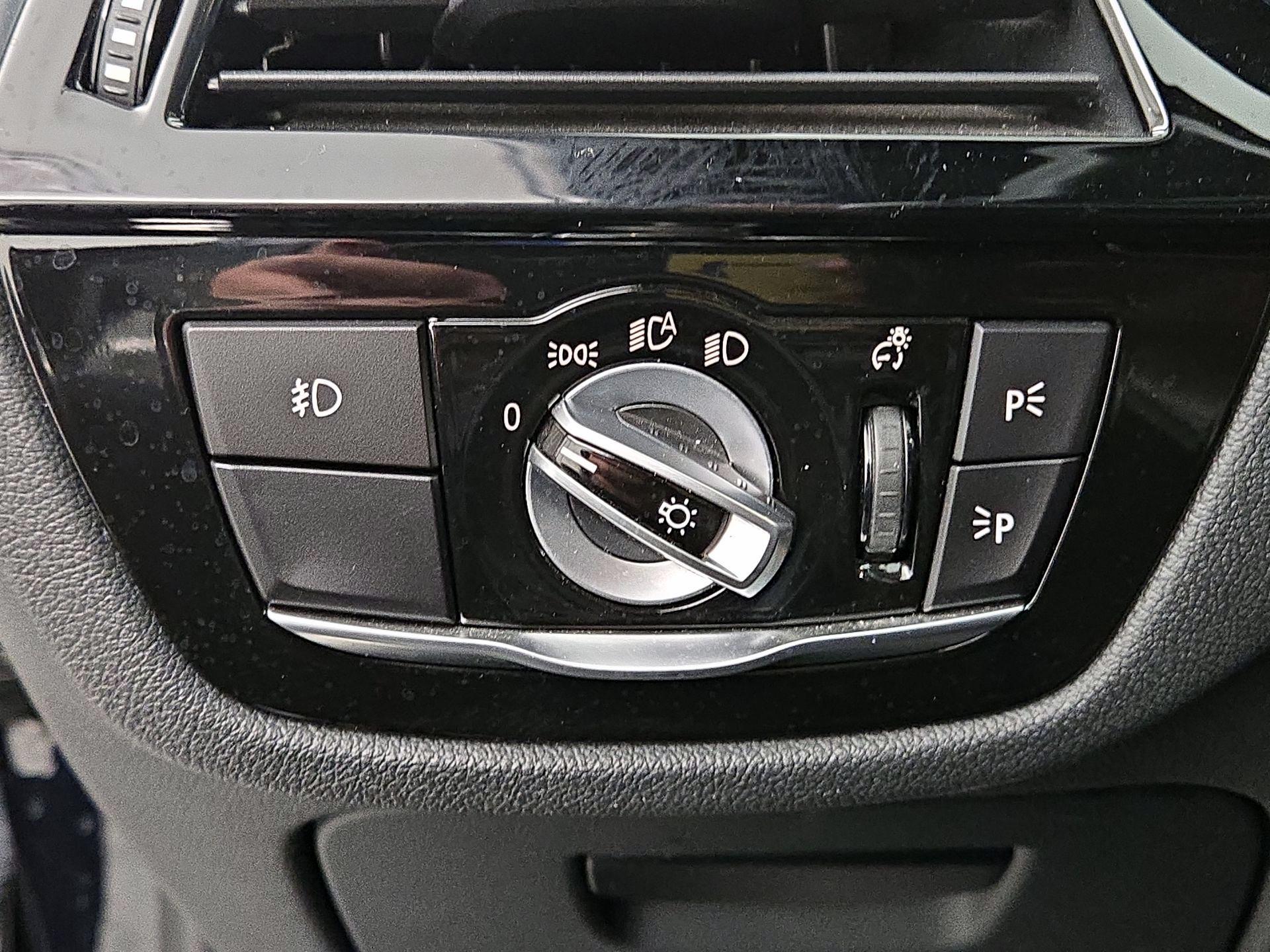 Thumbnail: 2019 BMW 5 Series - 13