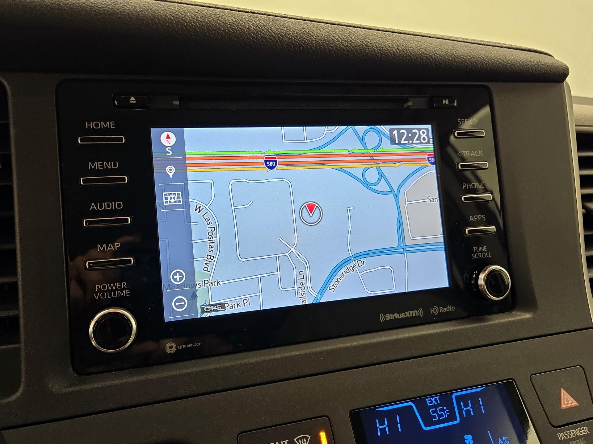 Thumbnail: 2020 Toyota Sienna - 14