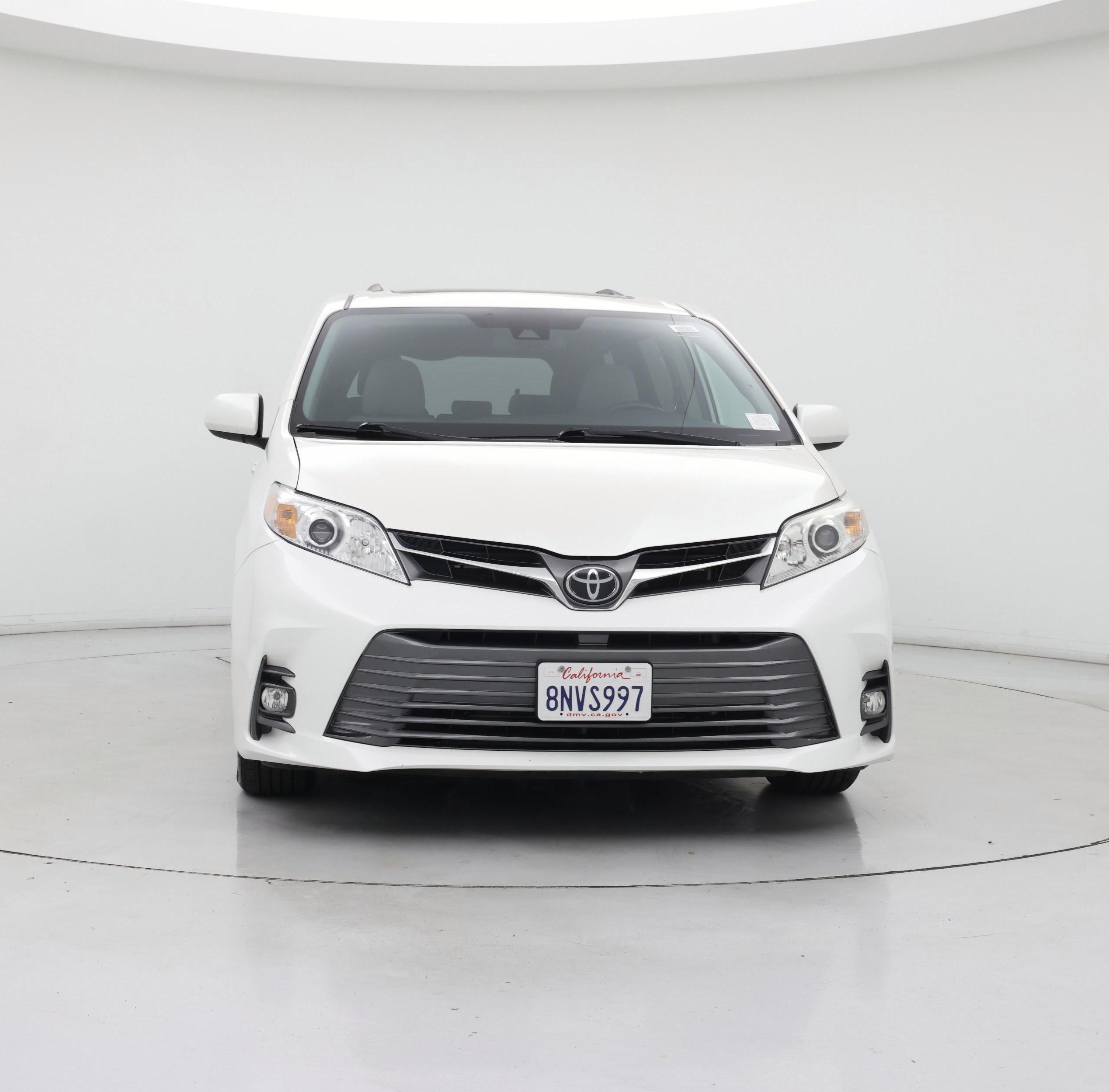 Thumbnail: 2020 Toyota Sienna - 5