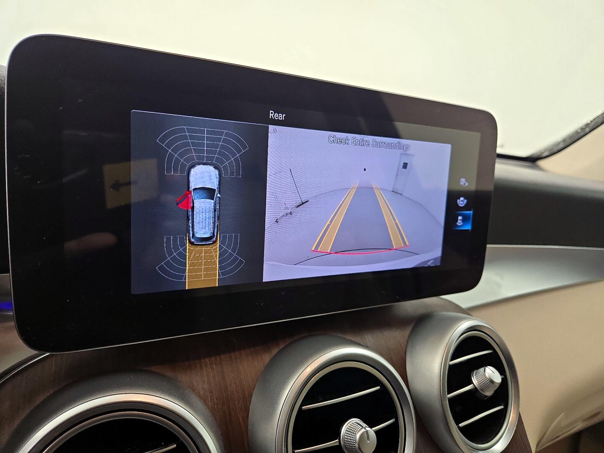 Thumbnail: 2021 Mercedes-Benz GLC - 14