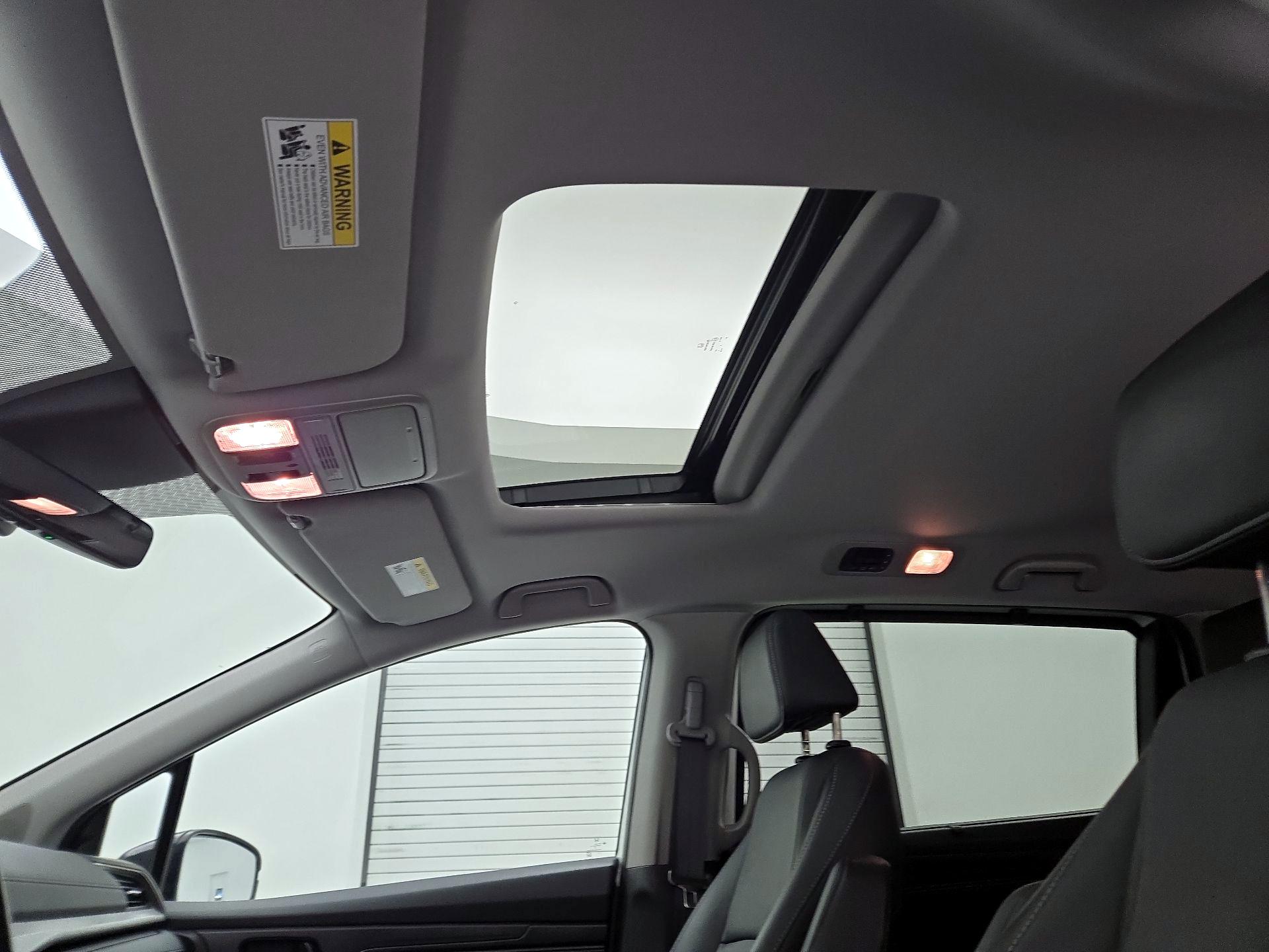 Thumbnail: 2022 Honda Odyssey - 19