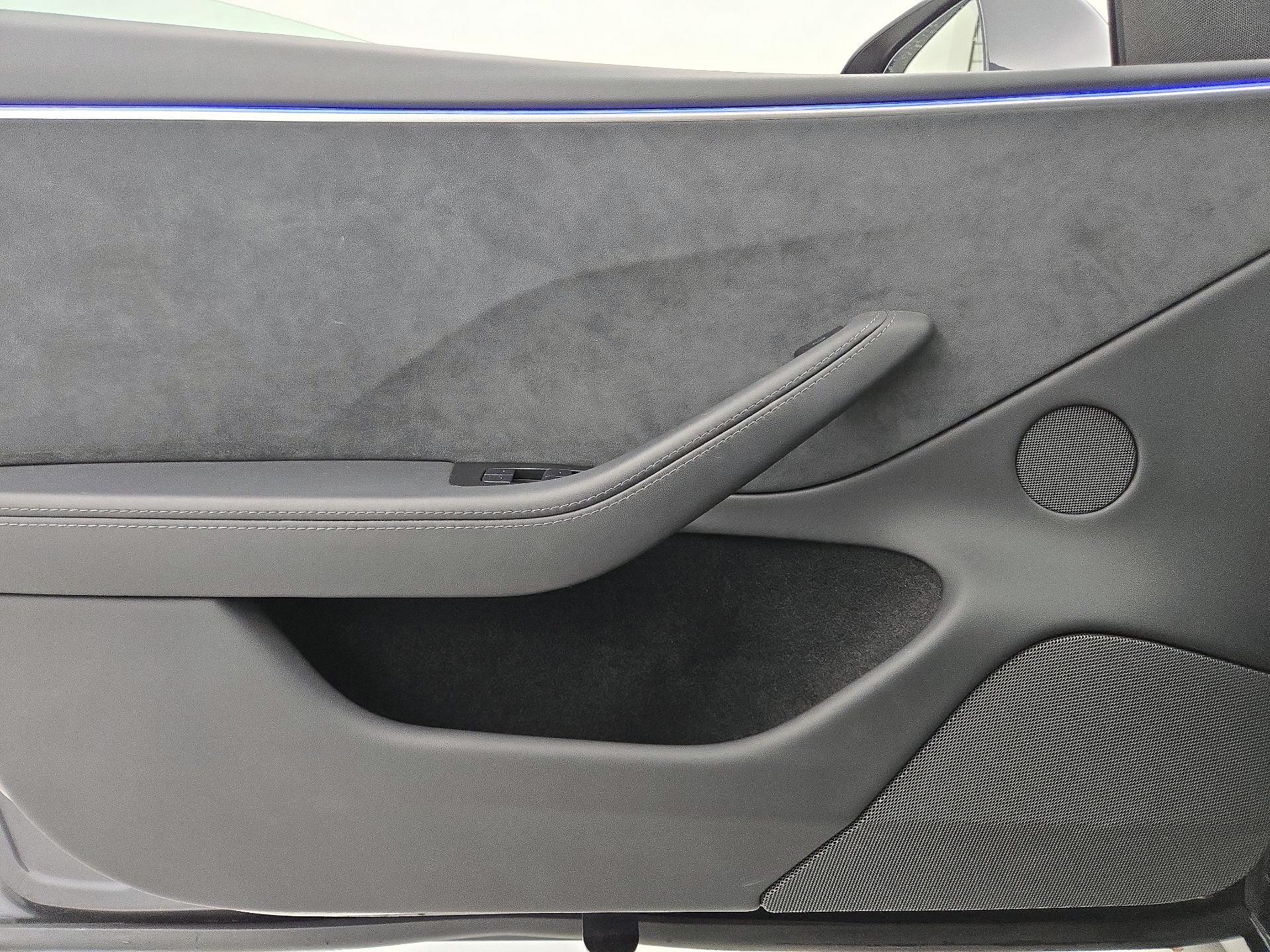 Thumbnail: 2024 Tesla Model 3 - 12