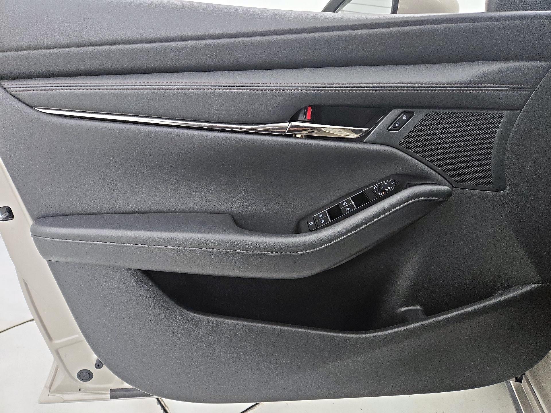 Thumbnail: 2022 Mazda Mazda3 - 12