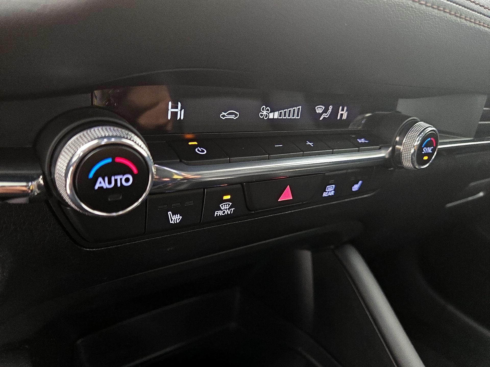 Thumbnail: 2022 Mazda Mazda3 - 16