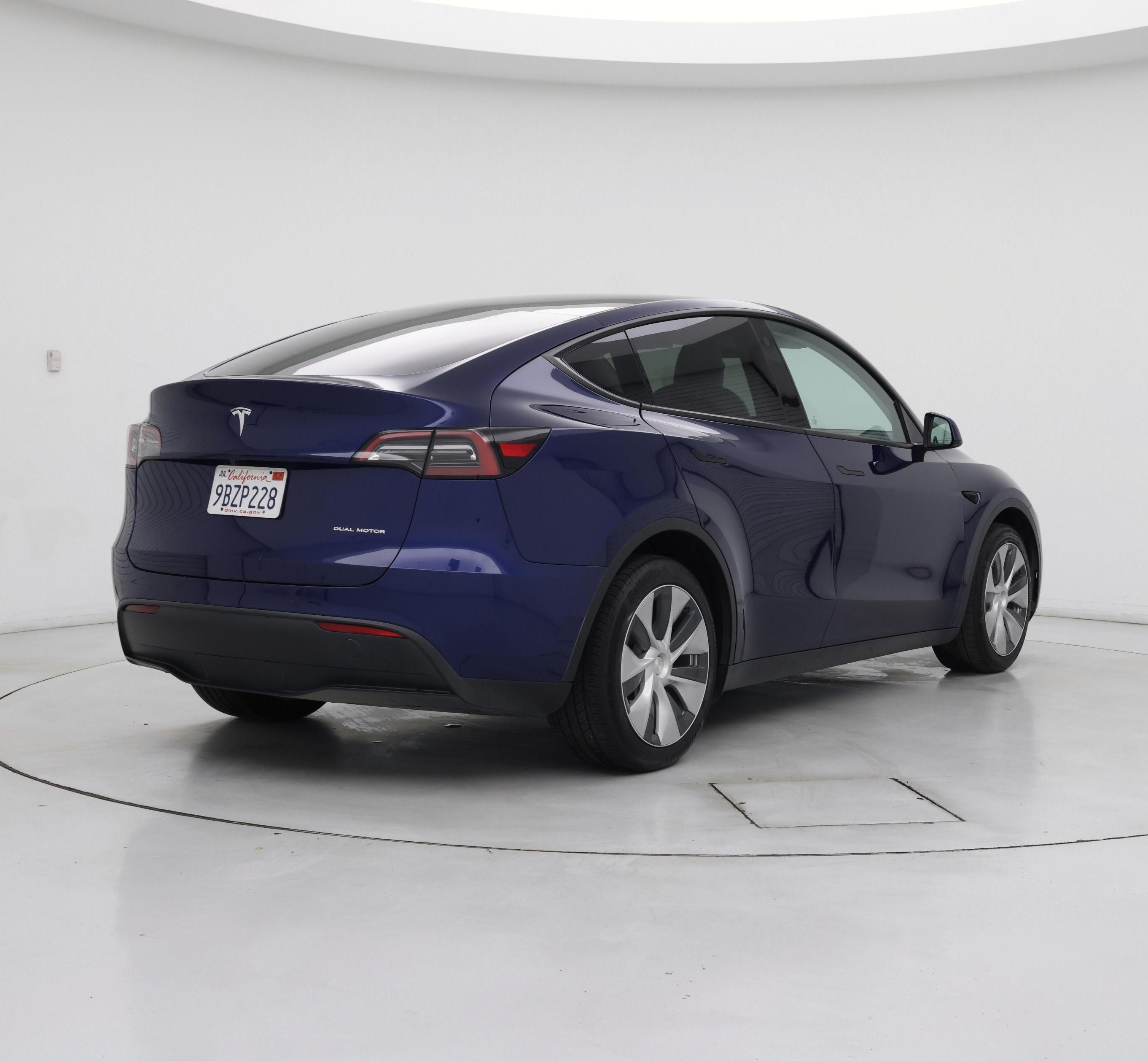 Thumbnail: 2022 Tesla Model Y - 8