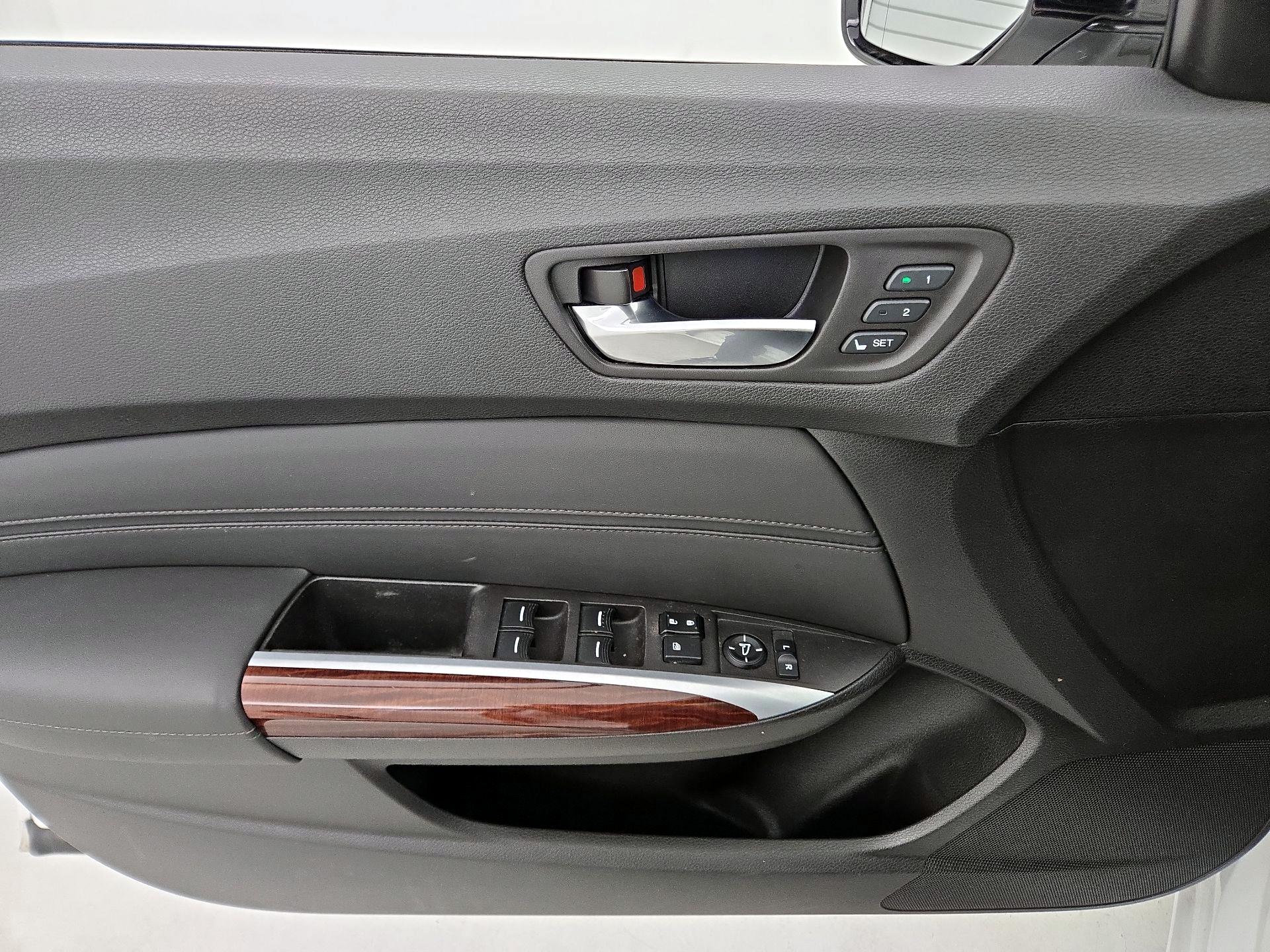 Thumbnail: 2016 Acura TLX - 12