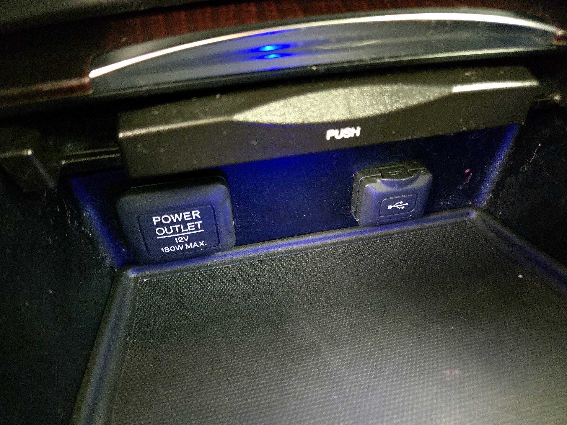 Thumbnail: 2016 Acura TLX - 18