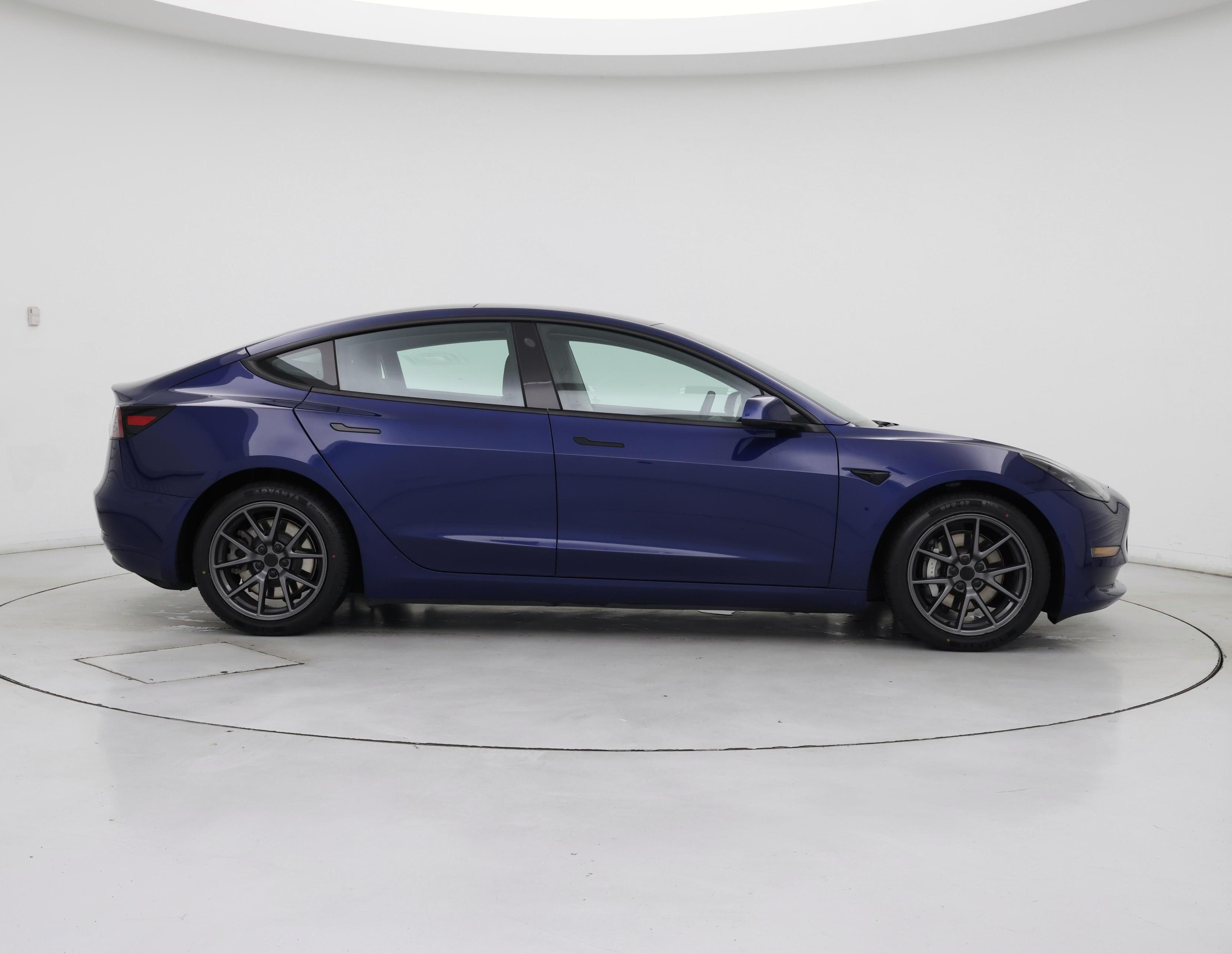 Thumbnail: 2021 Tesla Model 3 - 7
