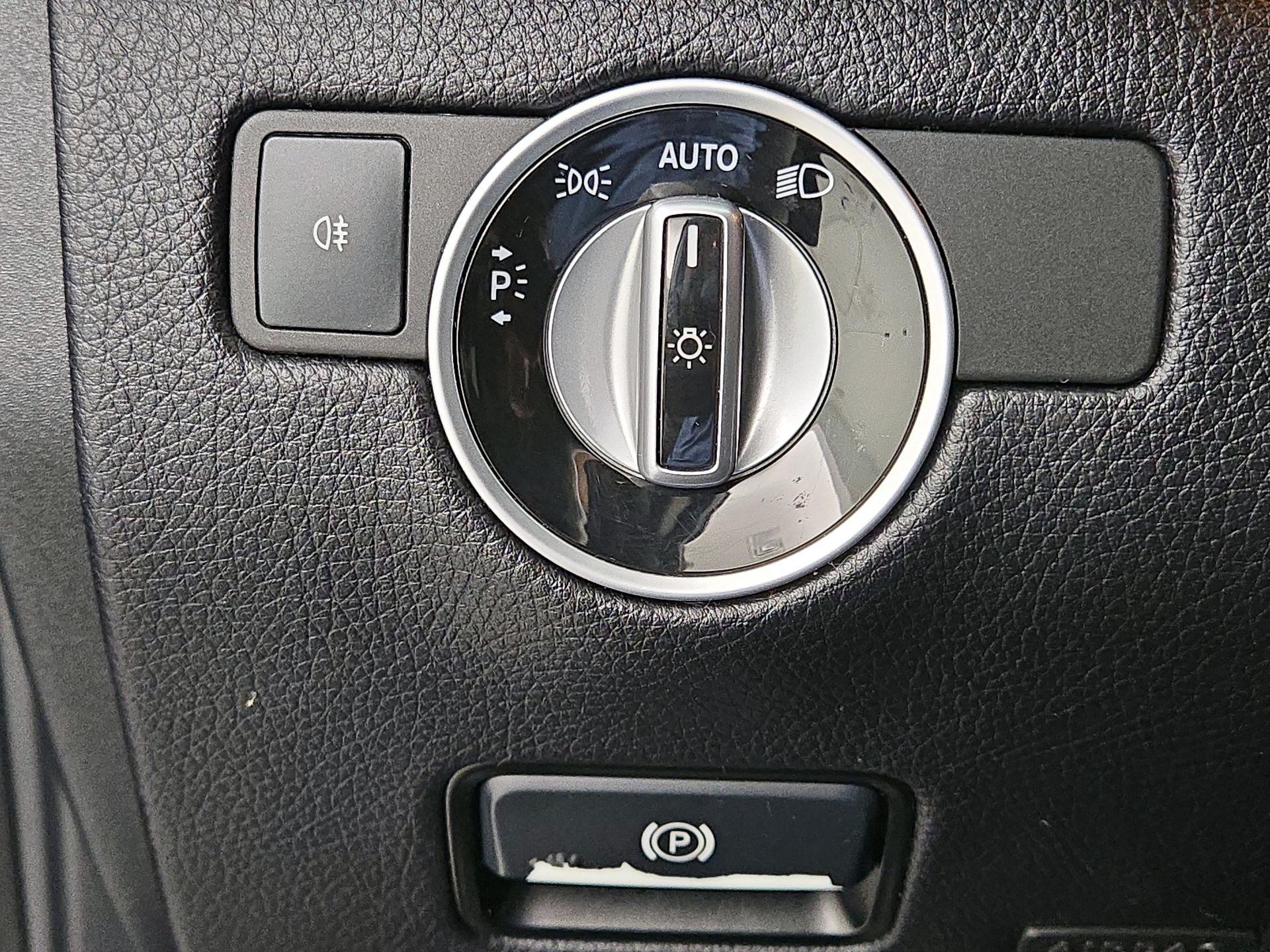 Thumbnail: 2016 Mercedes-Benz GLE - 13