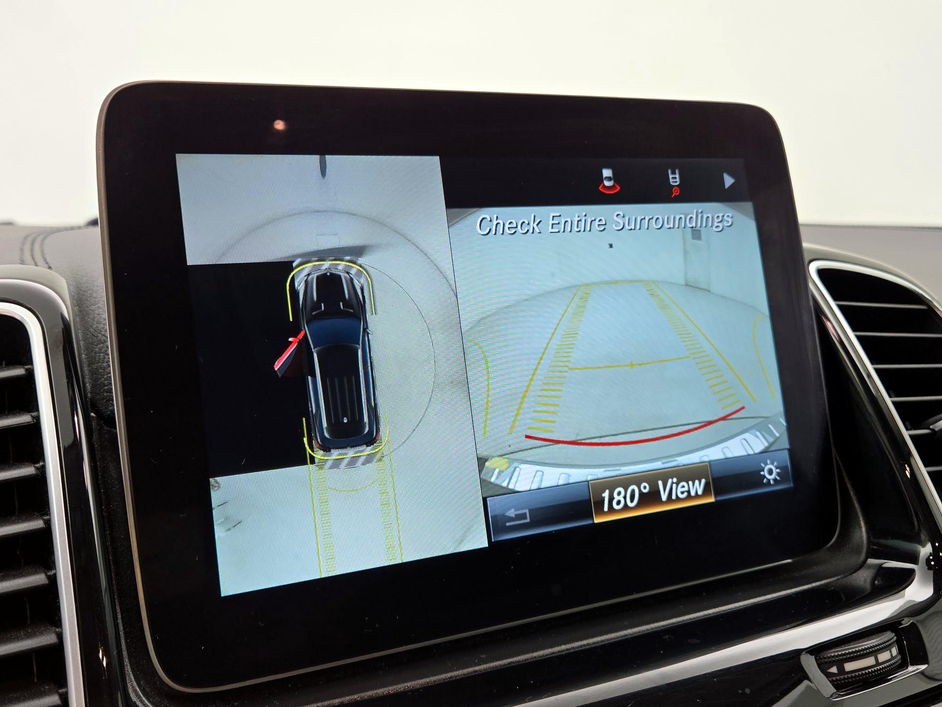 Thumbnail: 2016 Mercedes-Benz GLE - 15