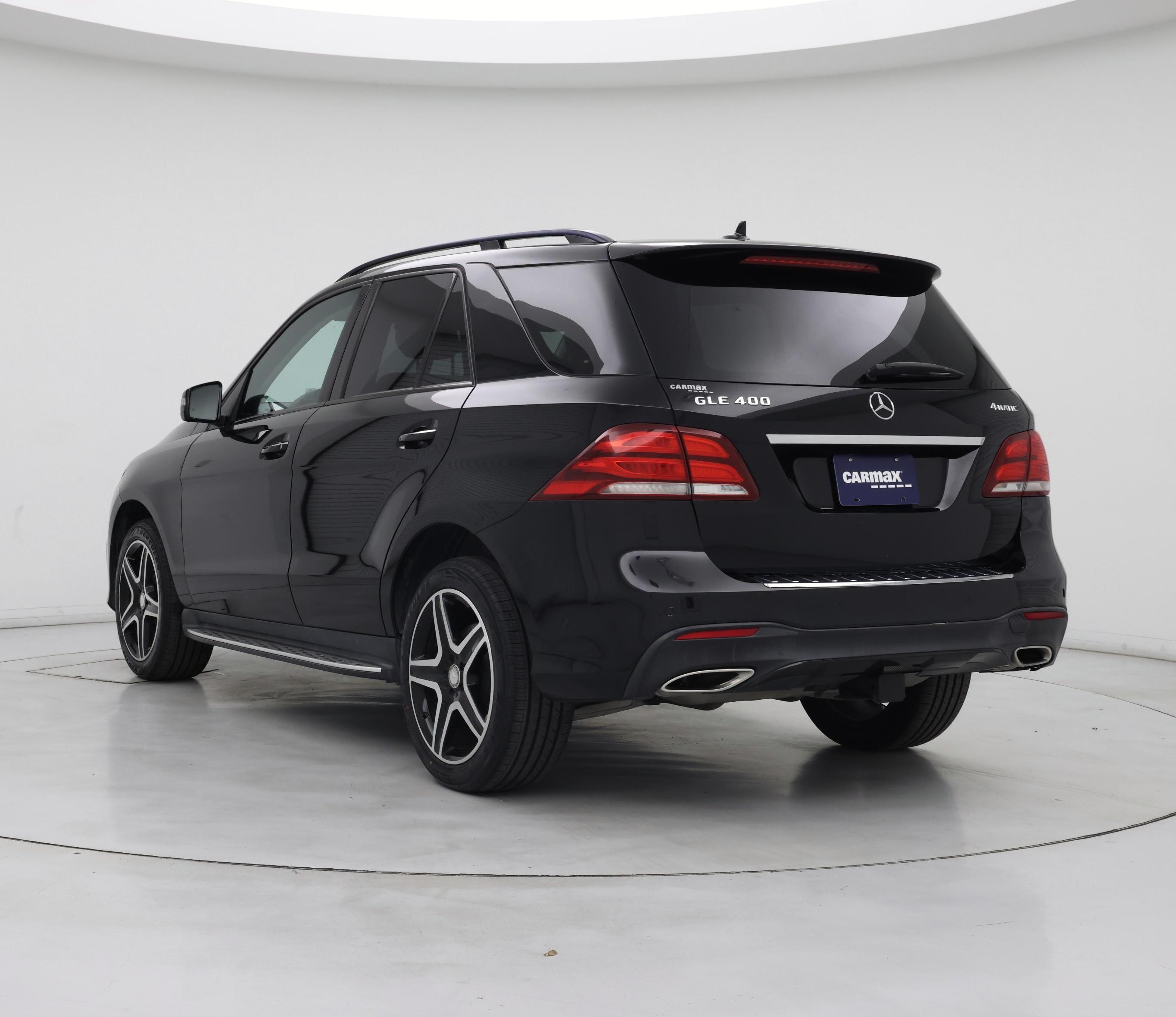 Thumbnail: 2016 Mercedes-Benz GLE - 2