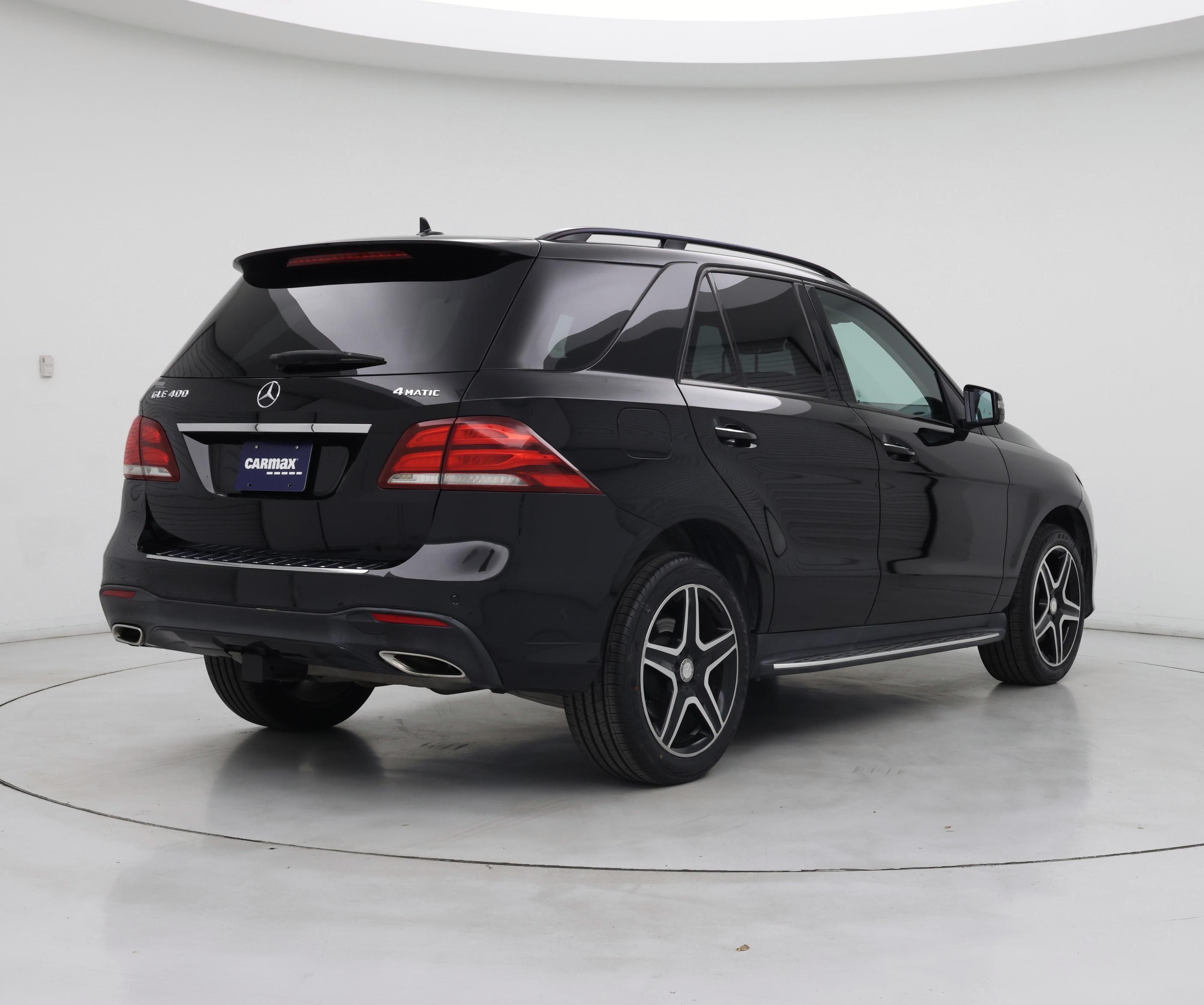 Thumbnail: 2016 Mercedes-Benz GLE - 8