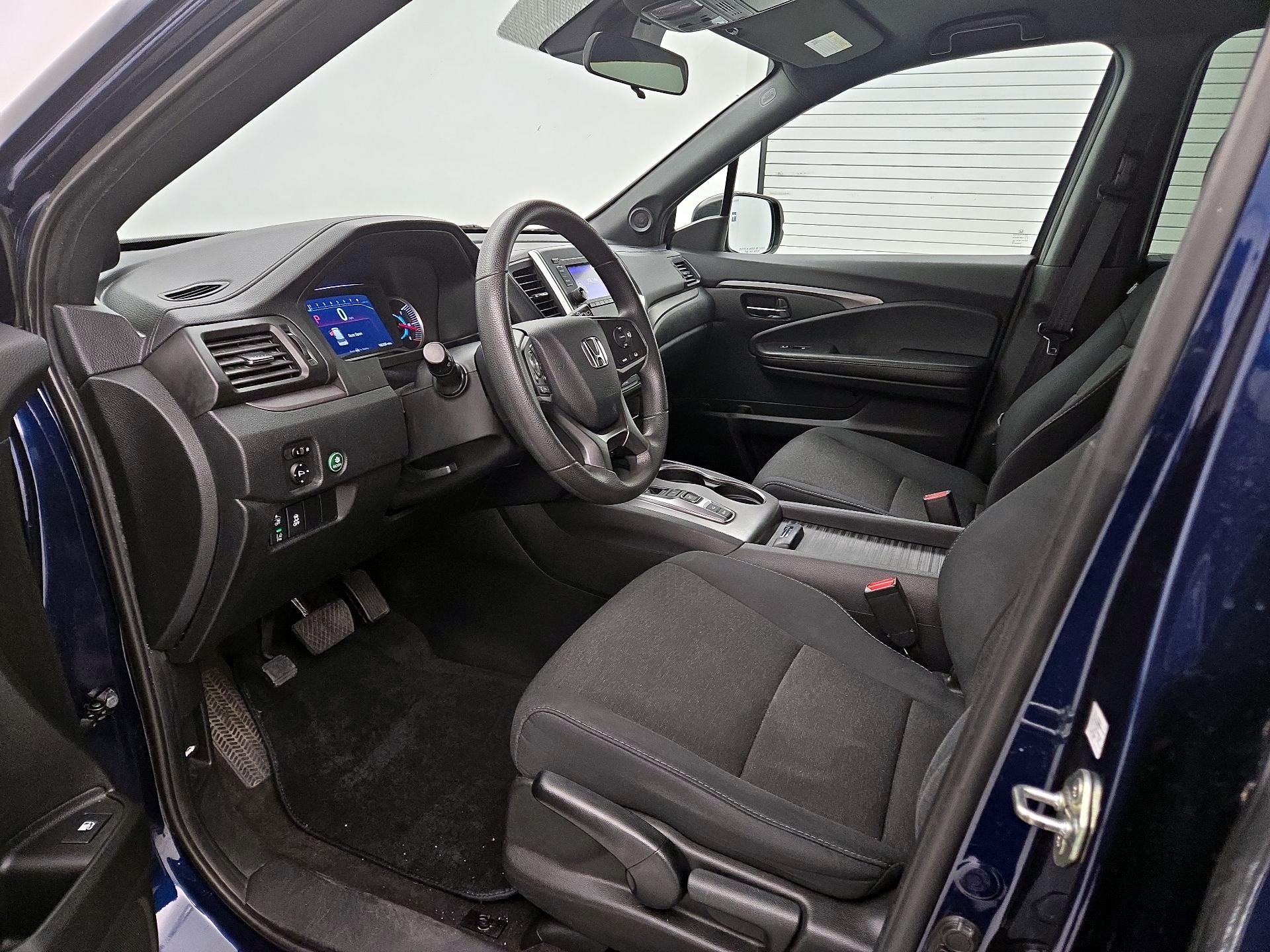 Thumbnail: 2019 Honda Passport - 11