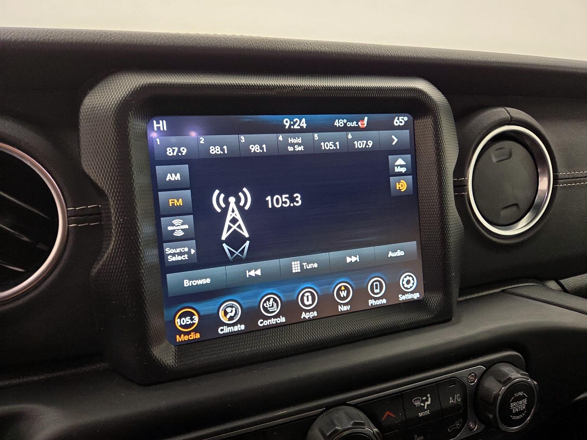 Thumbnail: 2023 Jeep Wrangler - 16