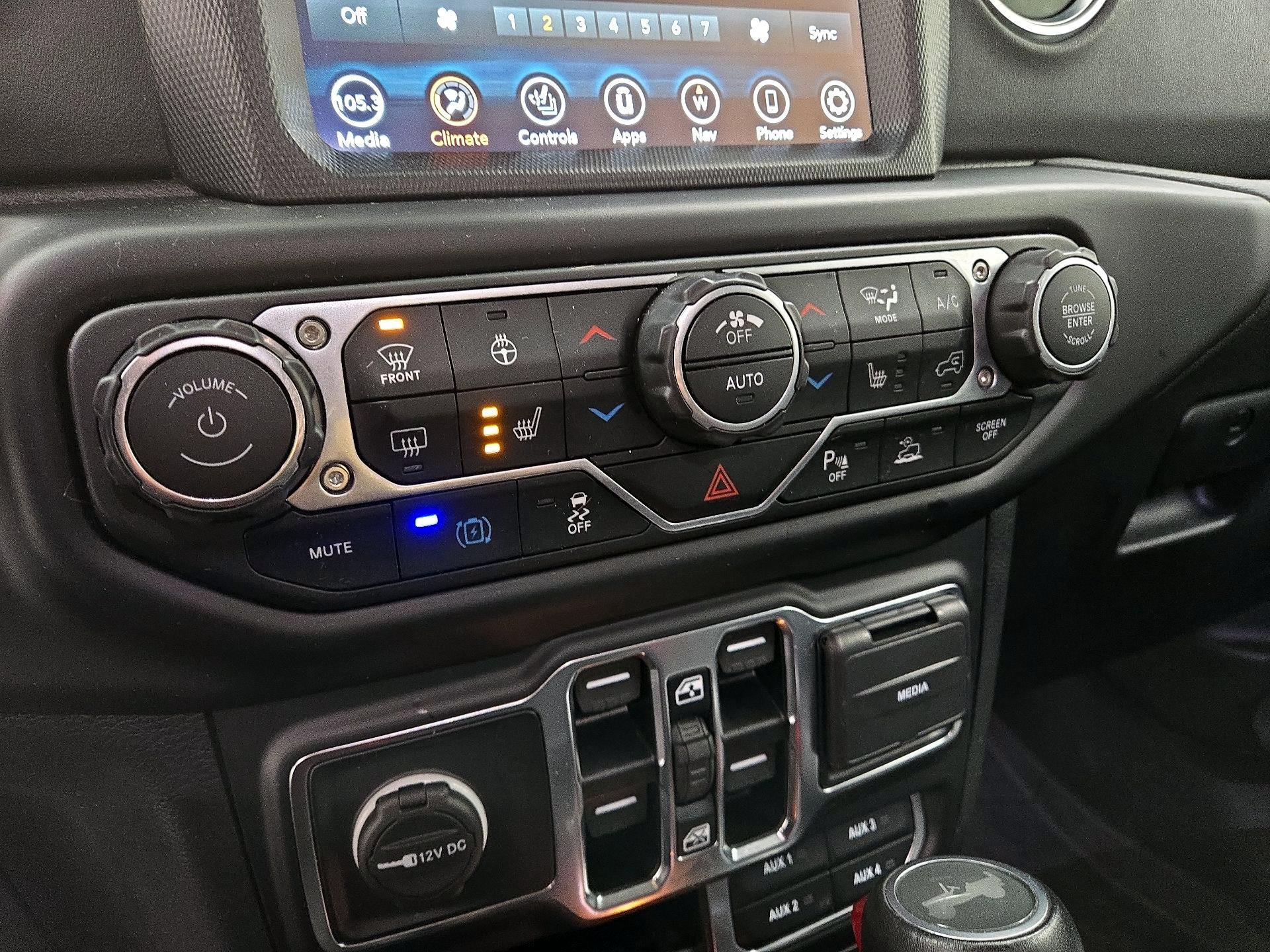 Thumbnail: 2023 Jeep Wrangler - 17