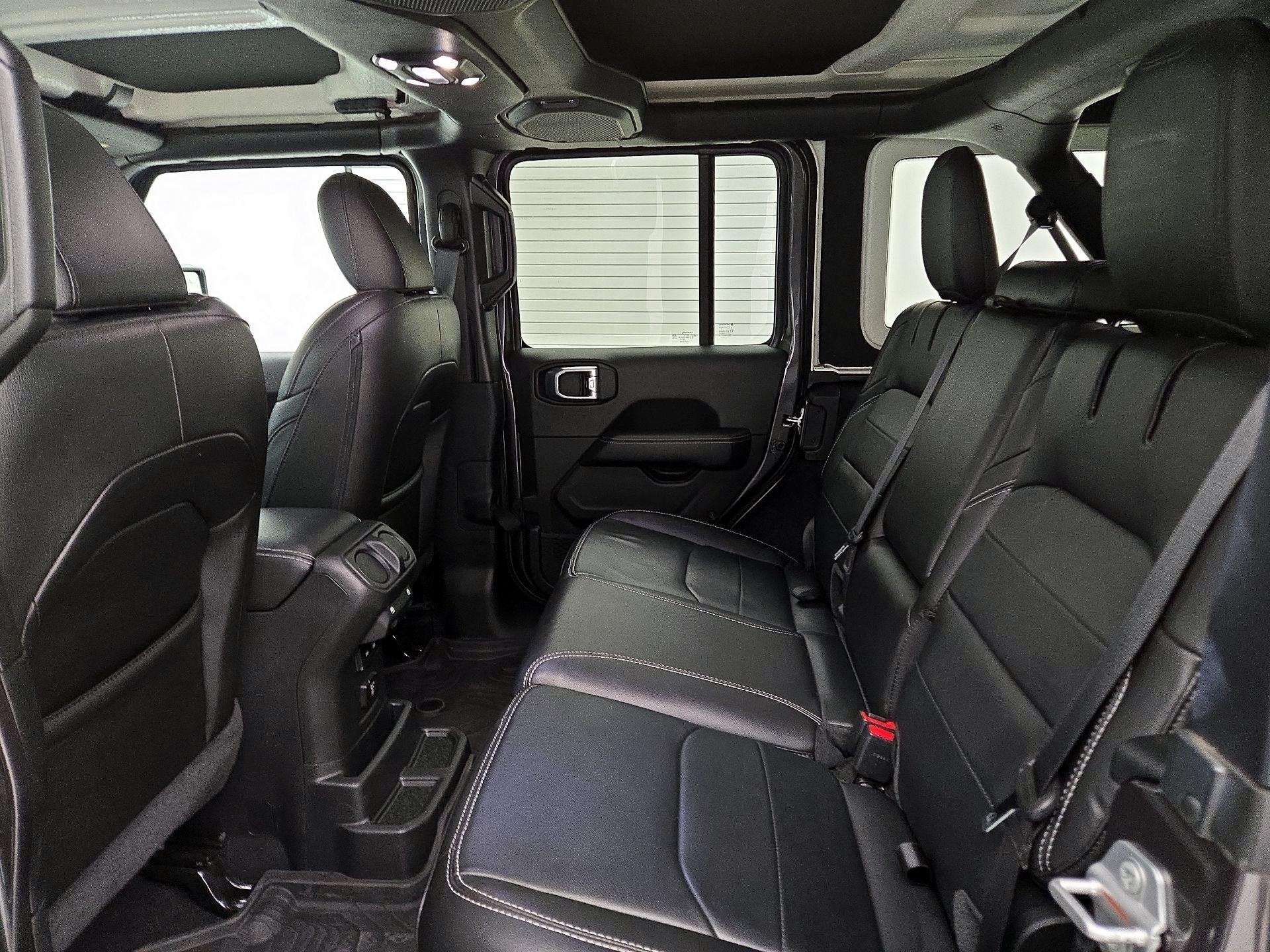 Thumbnail: 2023 Jeep Wrangler - 20