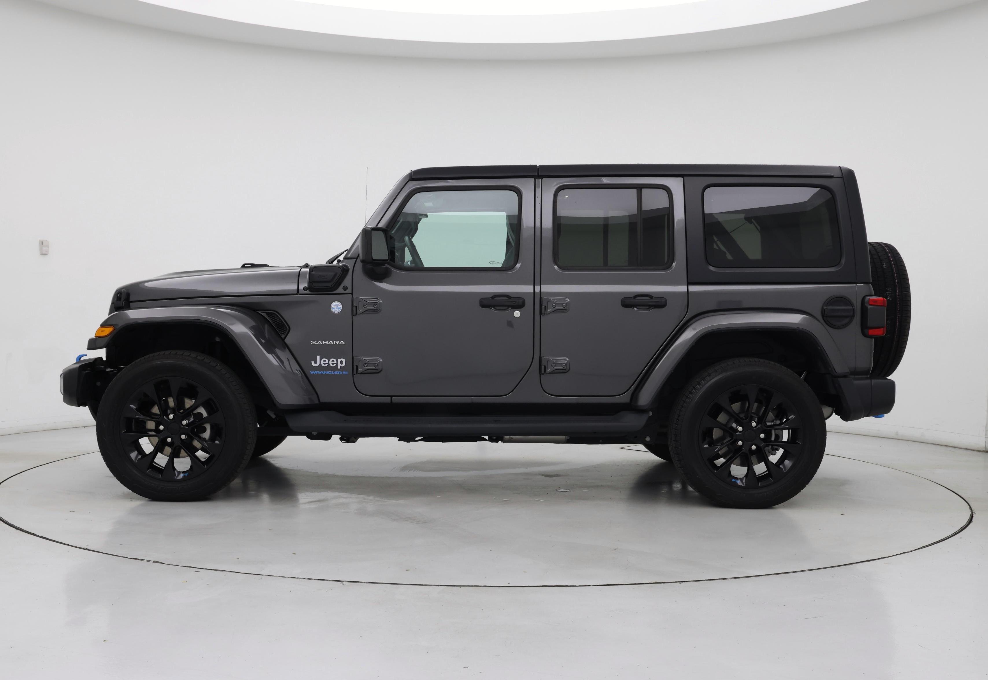 Thumbnail: 2023 Jeep Wrangler - 3