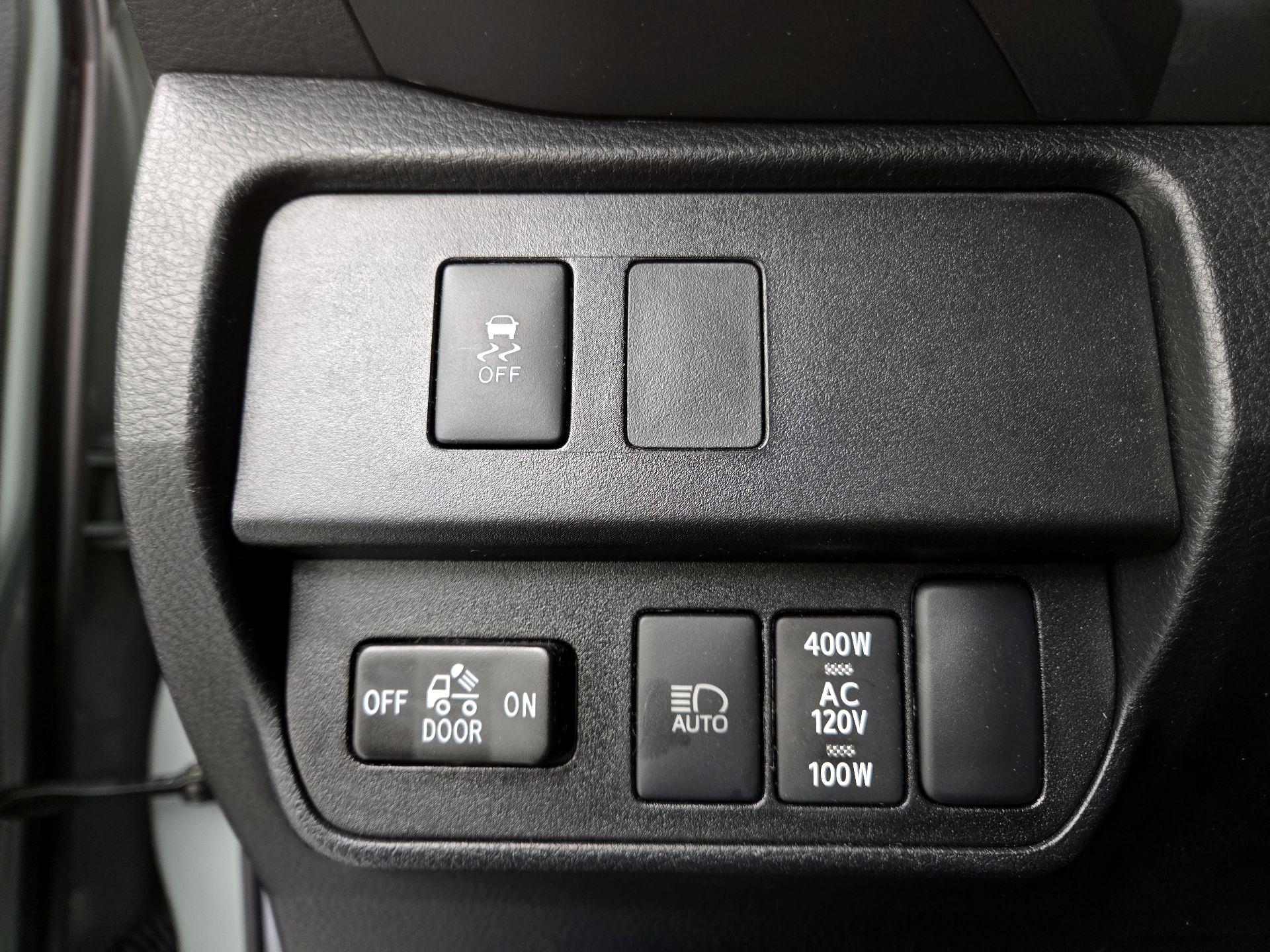 Thumbnail: 2023 Toyota Tacoma - 13