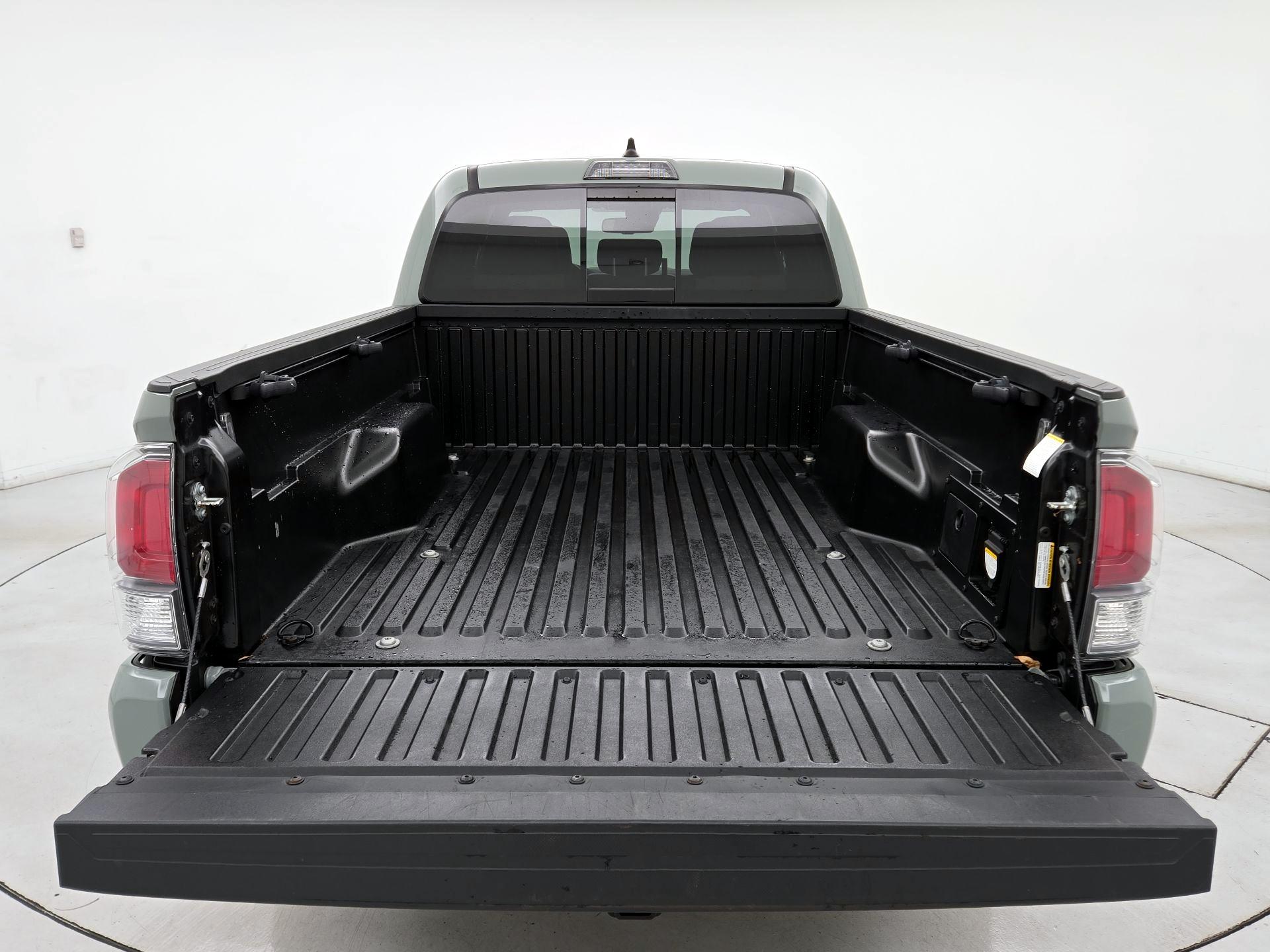 Thumbnail: 2023 Toyota Tacoma - 20