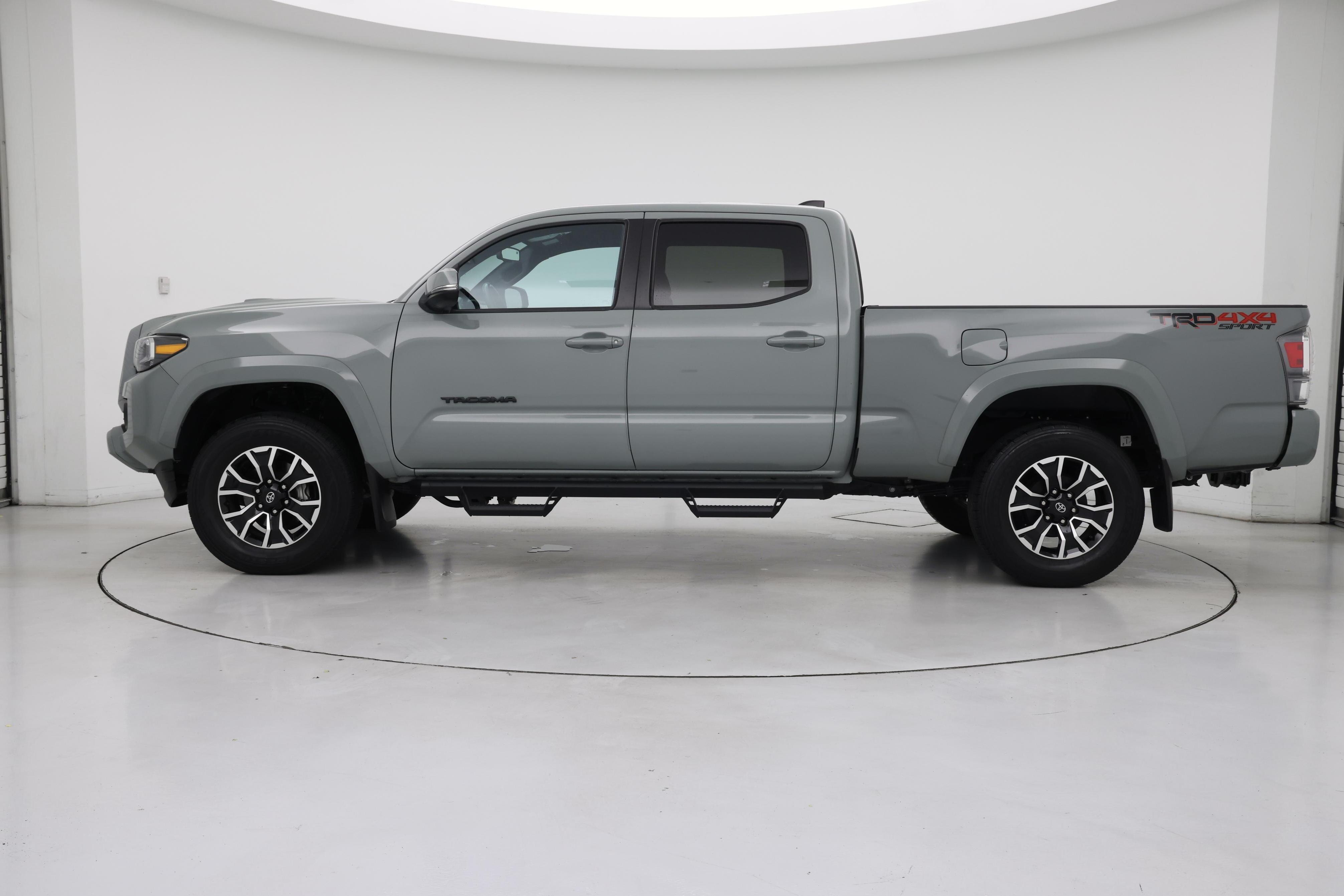 Thumbnail: 2023 Toyota Tacoma - 3