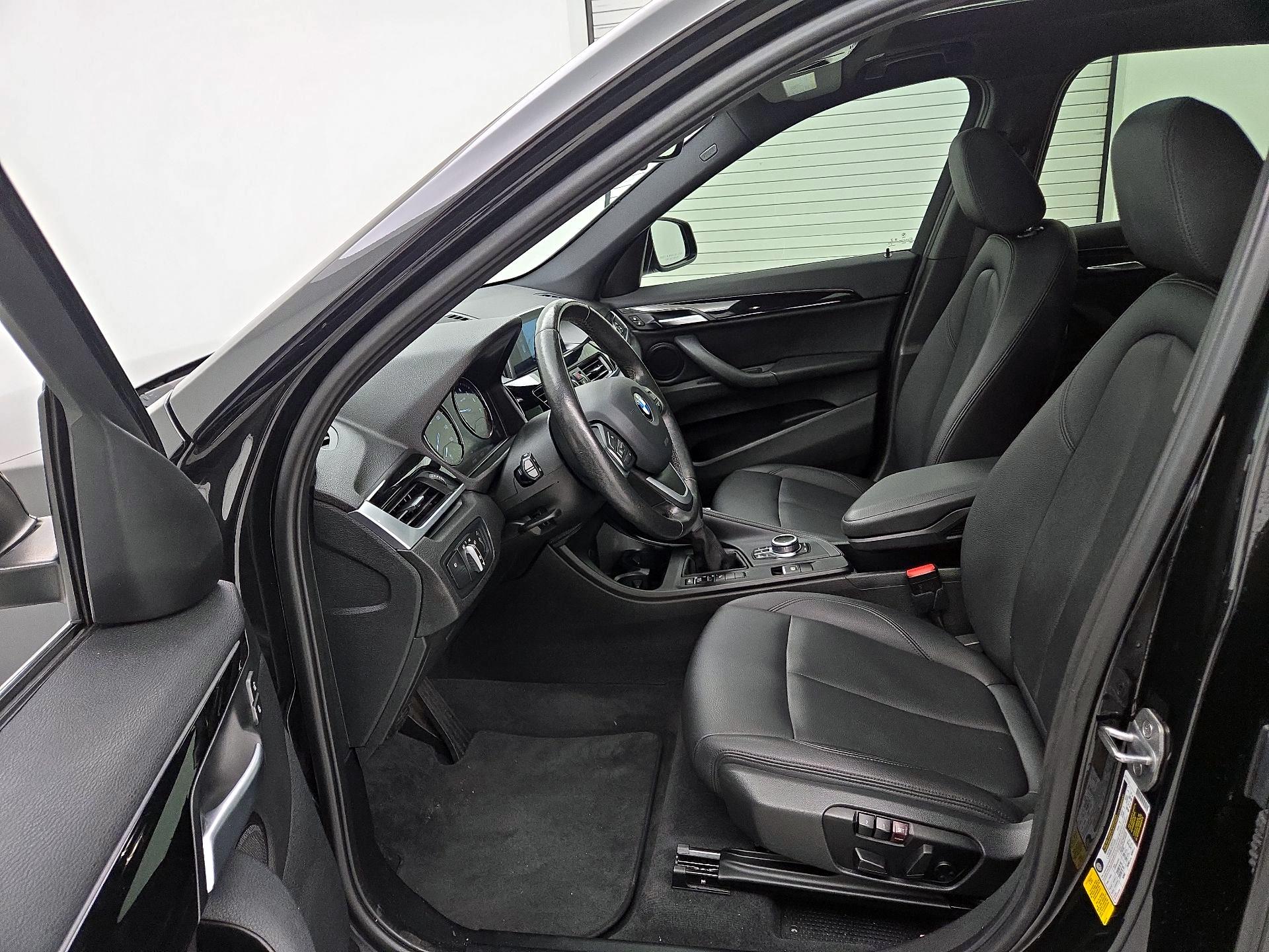 Thumbnail: 2019 BMW X1 - 11