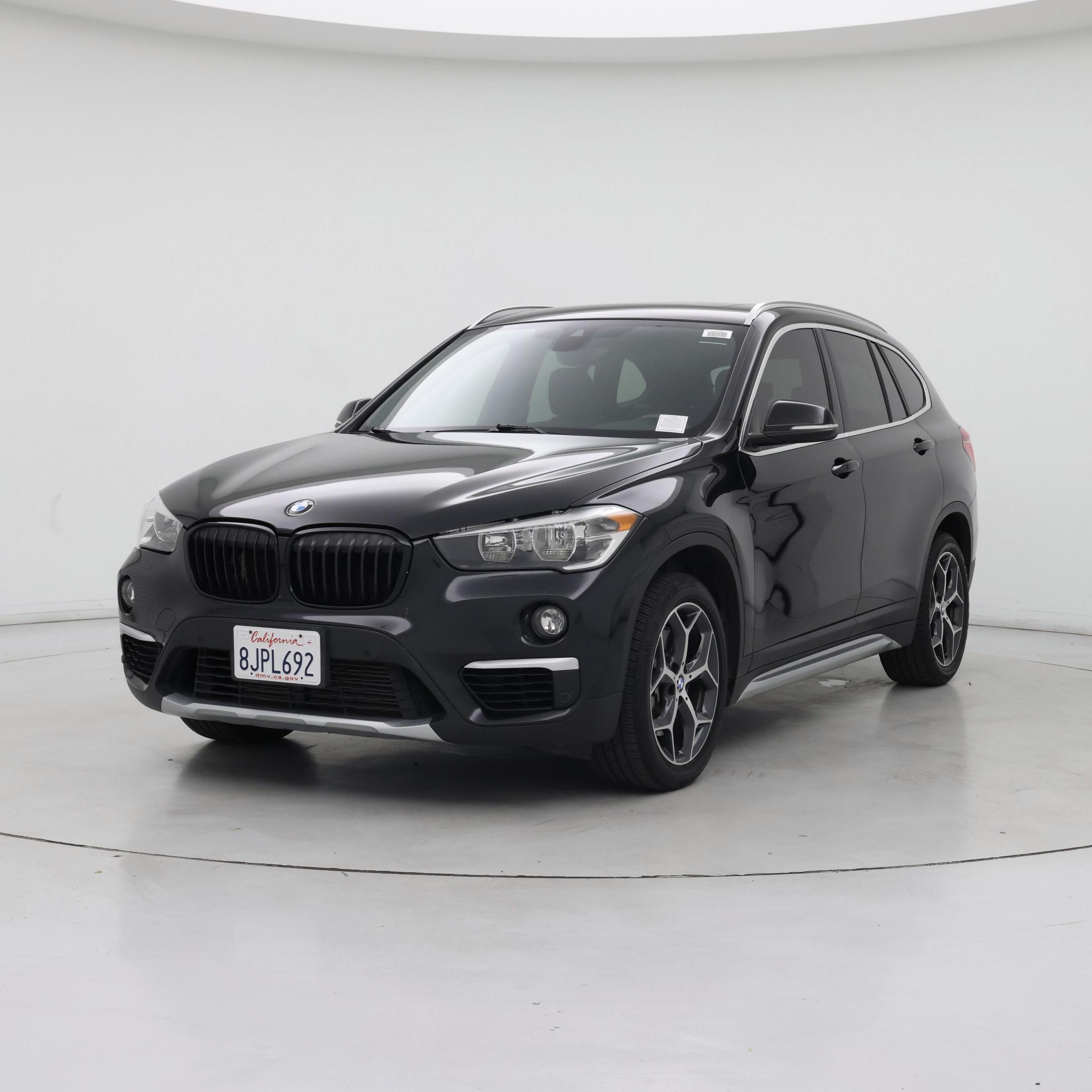 Thumbnail: 2019 BMW X1 - 4