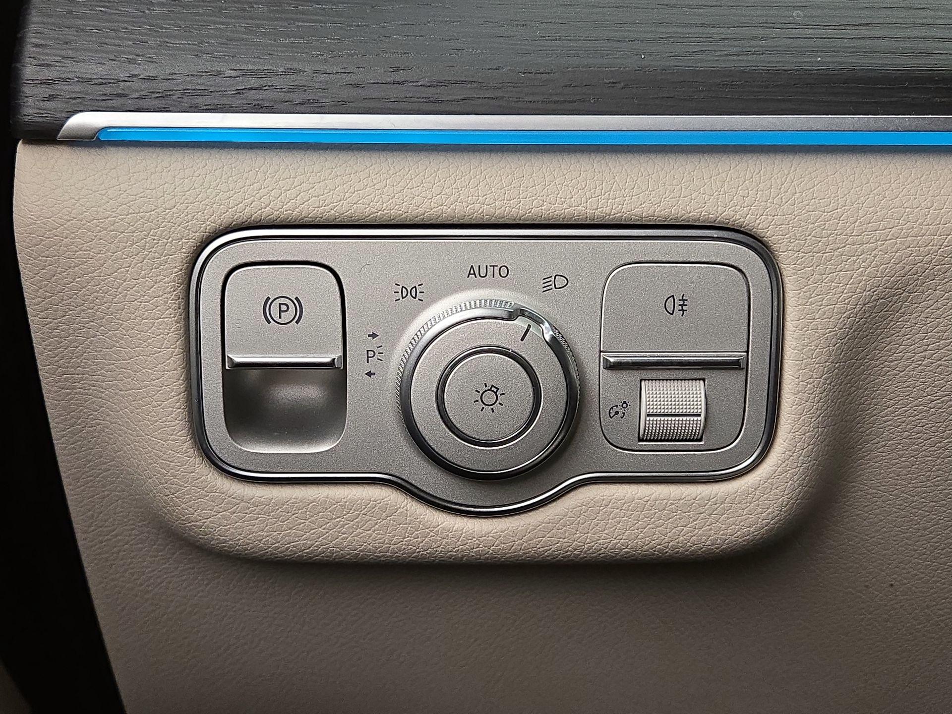 Thumbnail: 2023 Mercedes-Benz GLE - 13