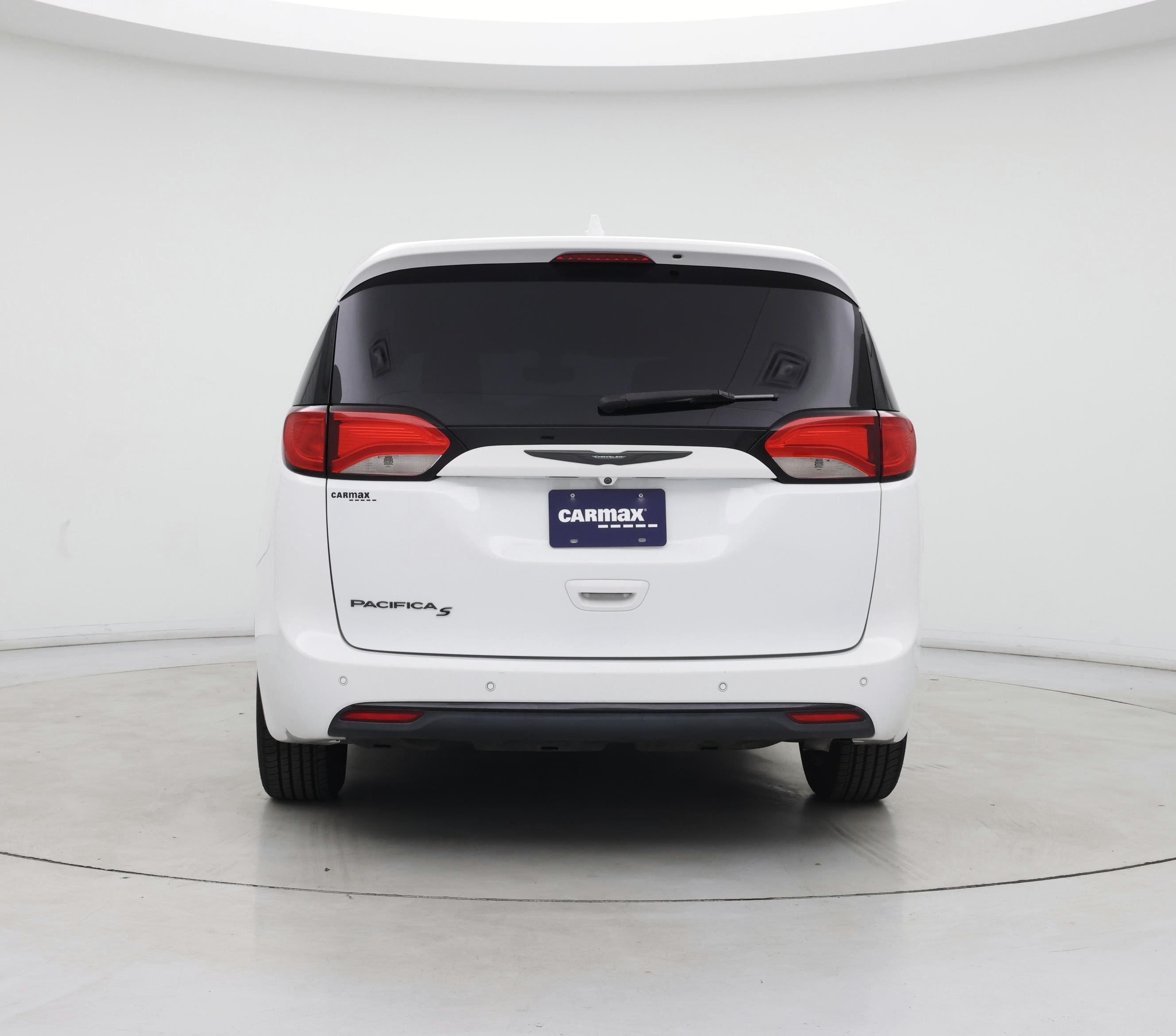 Thumbnail: 2018 Chrysler Pacifica - 6