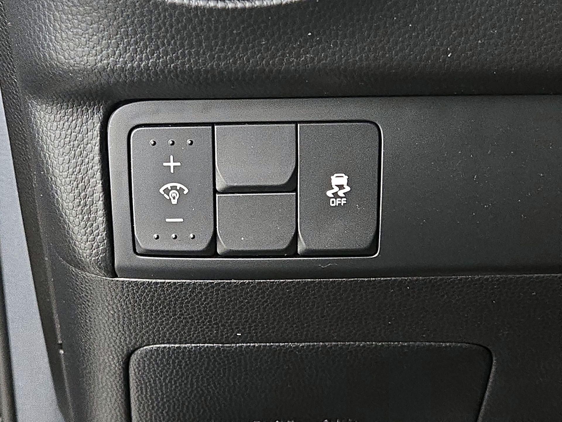 Thumbnail: 2019 Kia Soul - 13