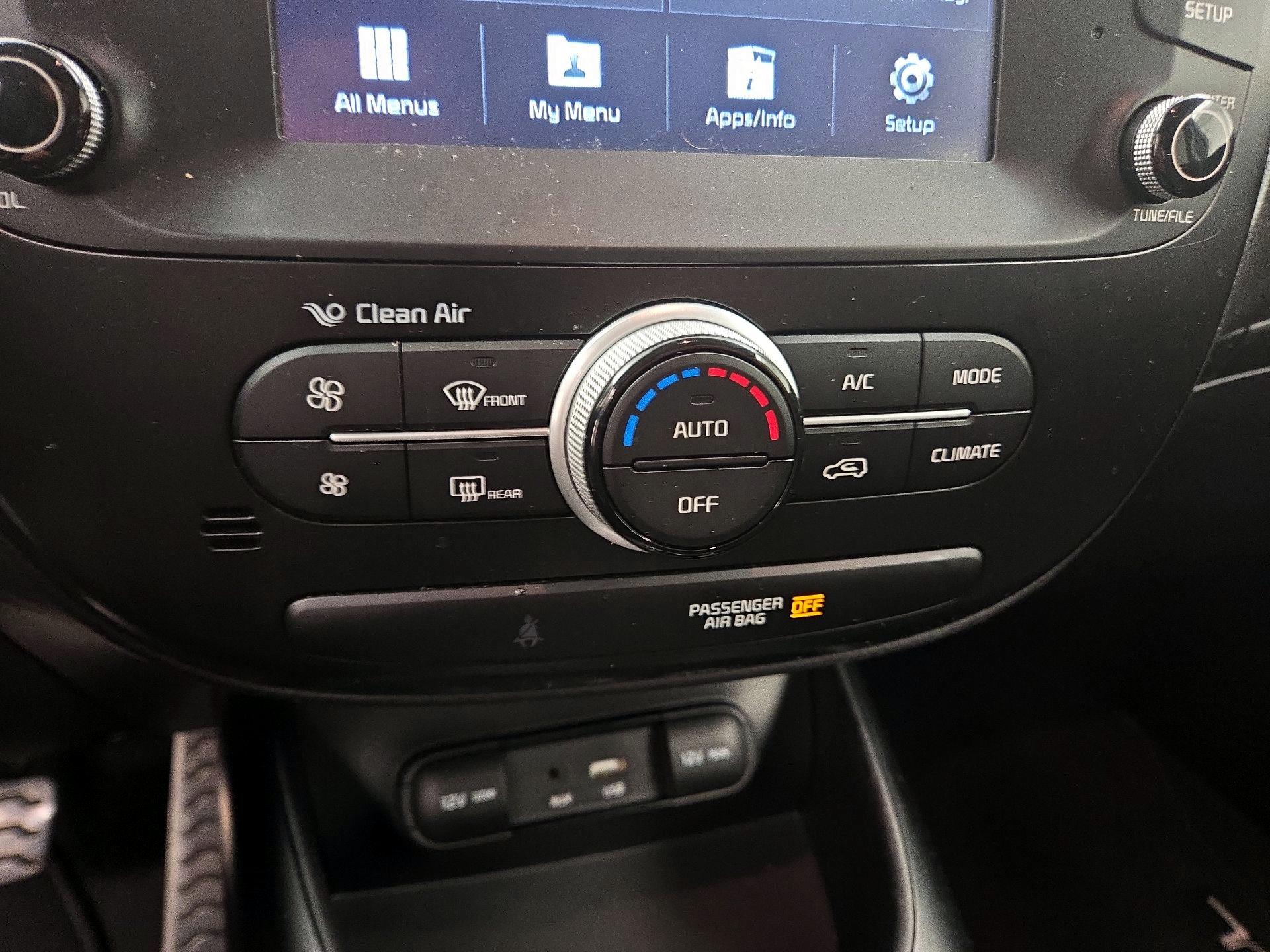 Thumbnail: 2019 Kia Soul - 16